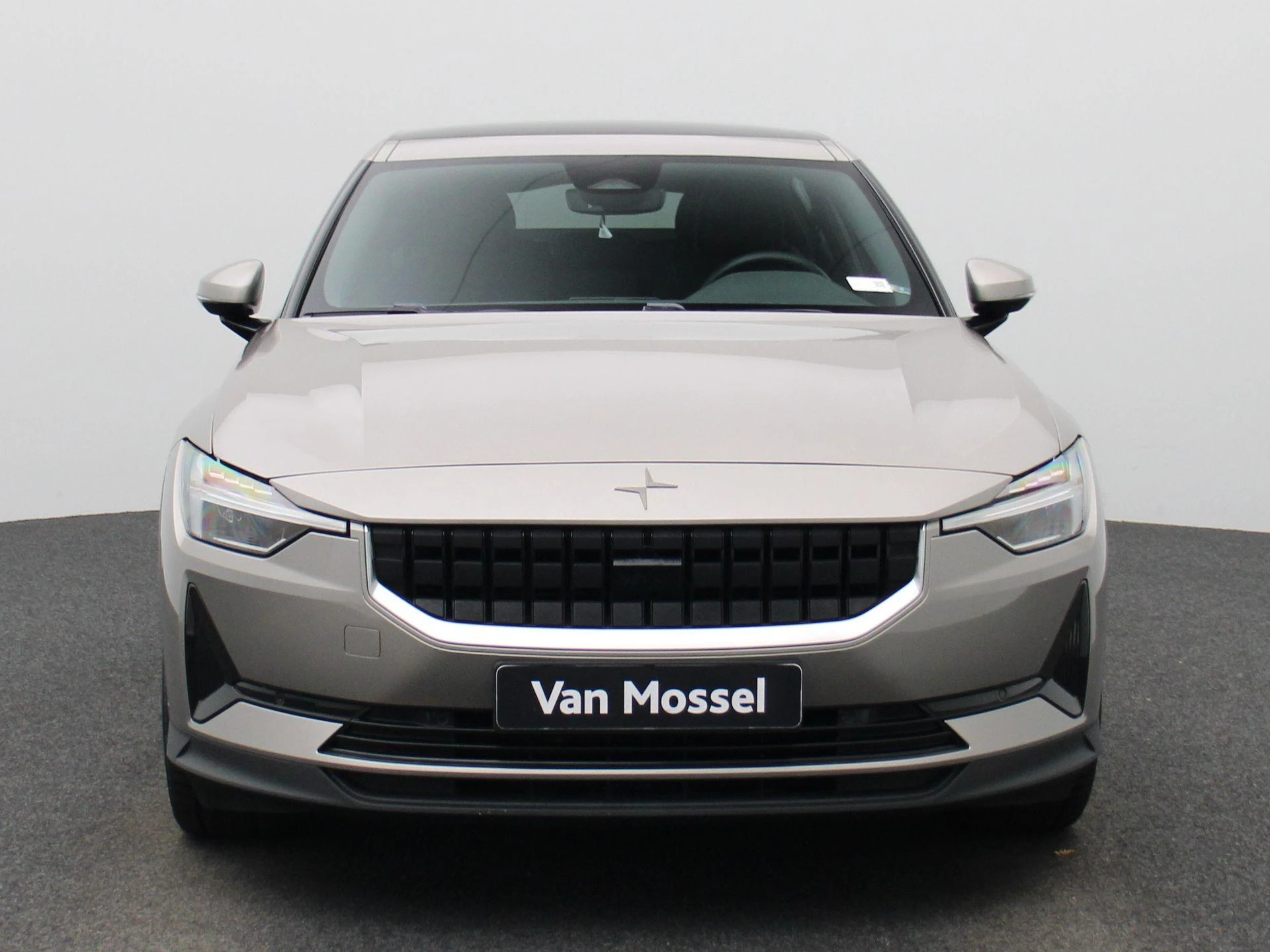 Polestar-2-image-3