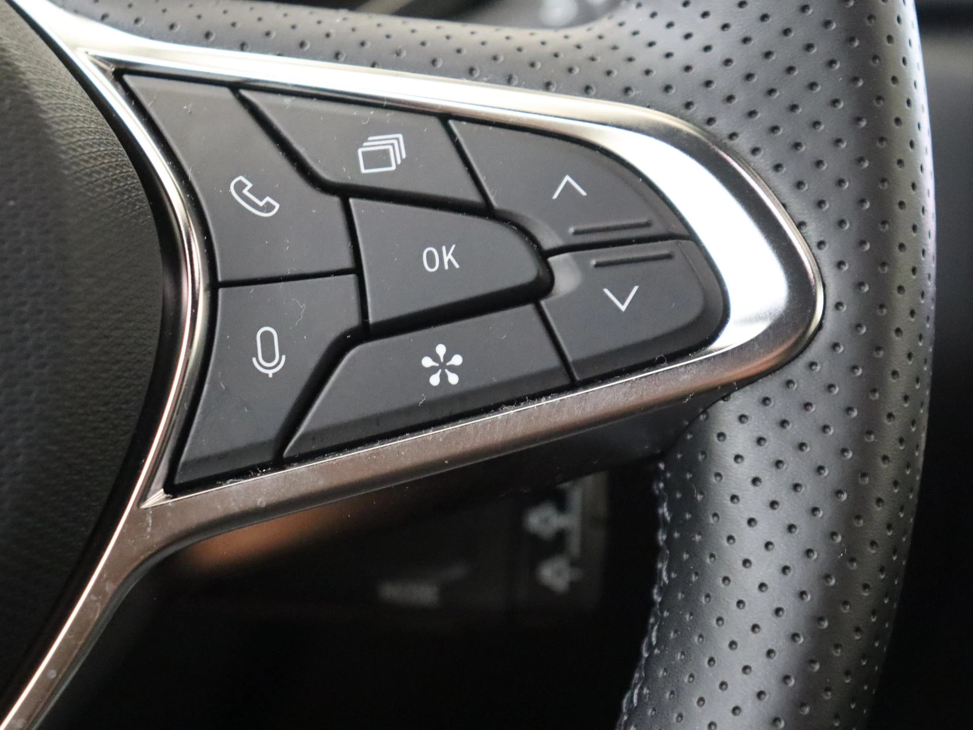 Renault-Captur-image-17