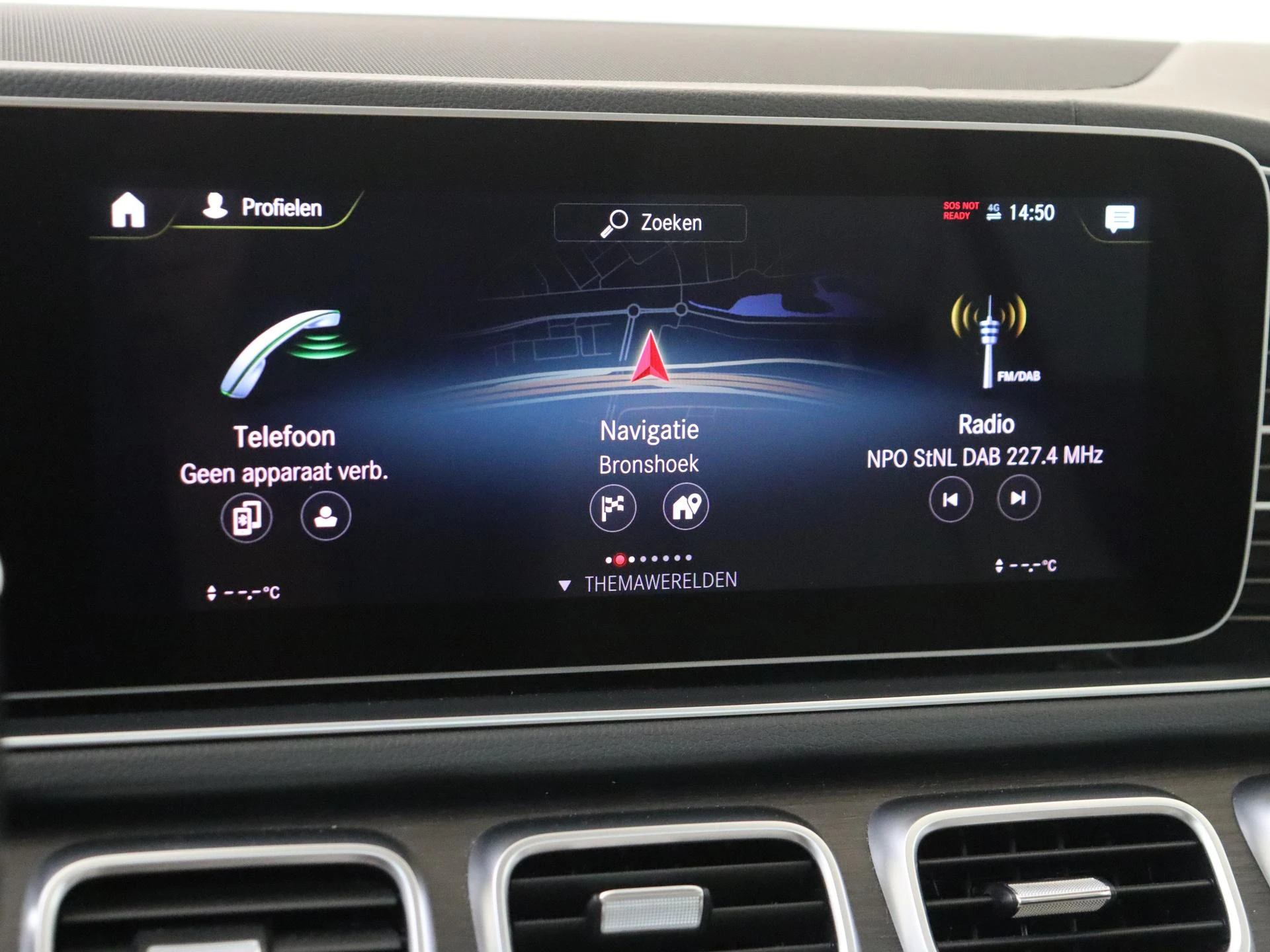 Mercedes-Benz-GLE-image-16
