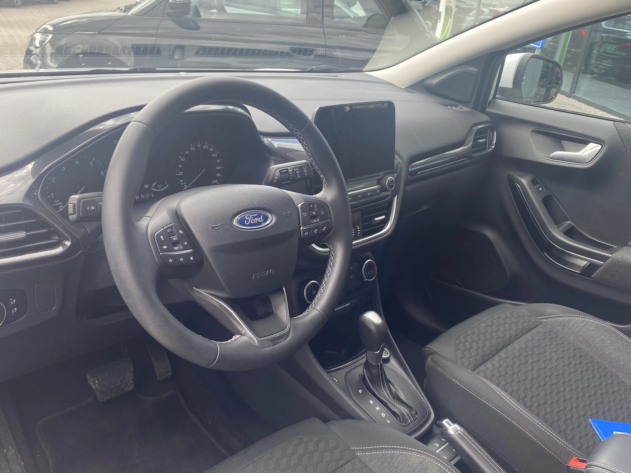 Ford Puma 1.0 EcoBoost Titanium