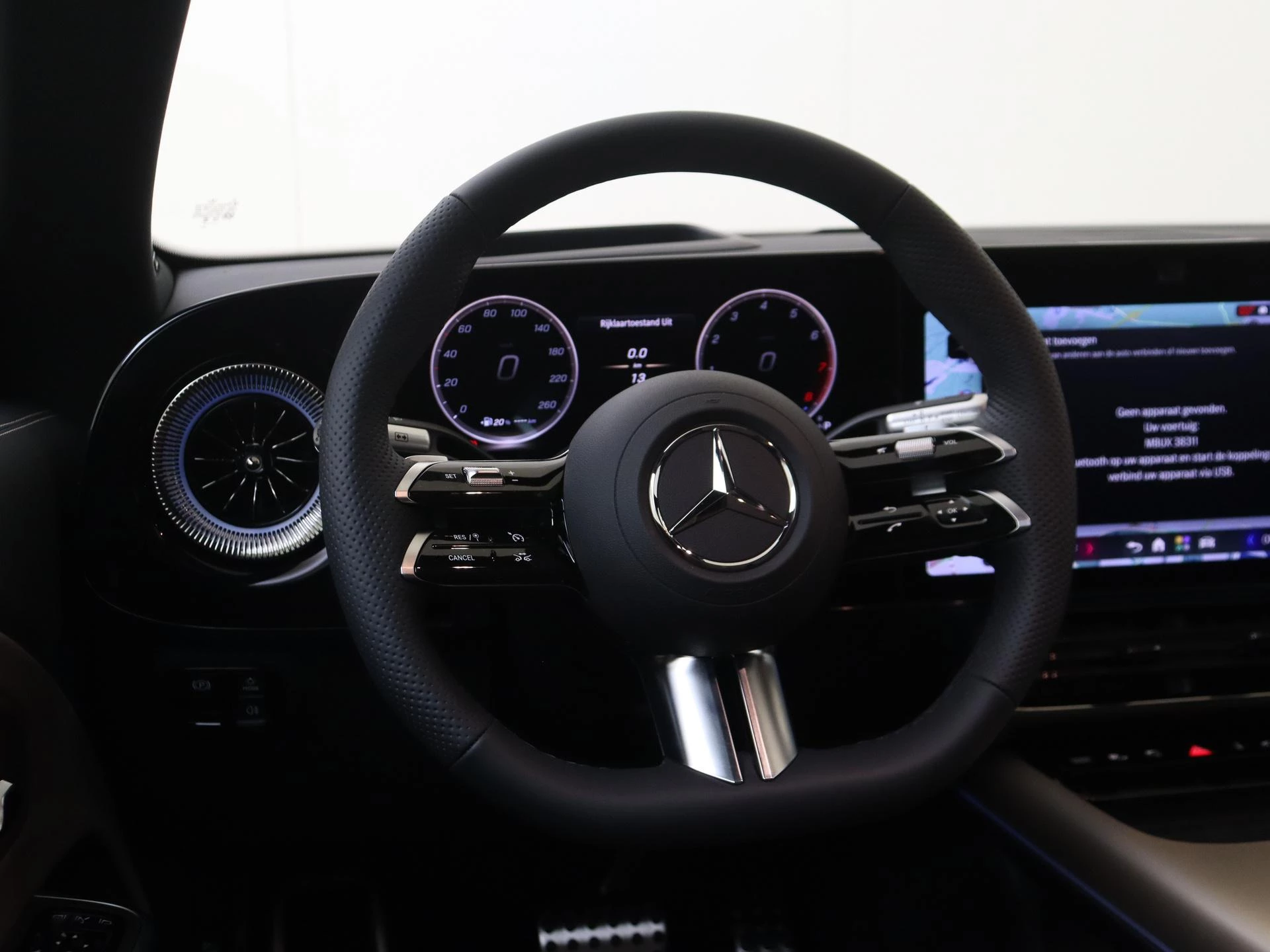 Mercedes-Benz CLA 200 AMG Line