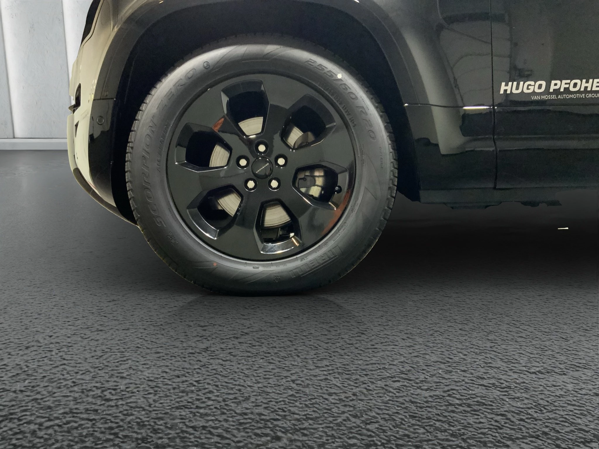 Land Rover Defender 110 X-Dynamic HSE D250