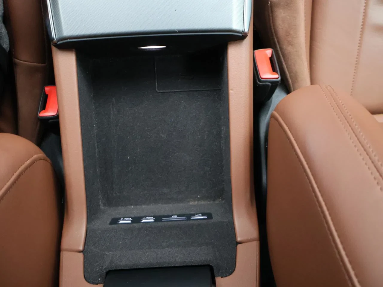 Audi A6 Avant Dsl A6 Avant 40TDi Business Edition Sport 204PK *AUTOMAAT*BRUIN LEDER*PANODAK*CAMERA*PDC*TREKHAAK*NAVI*APP-CONNECT*...*