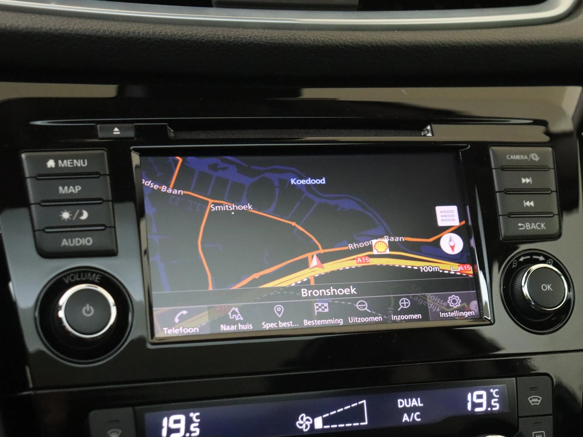 Nissan-QASHQAI-image-17