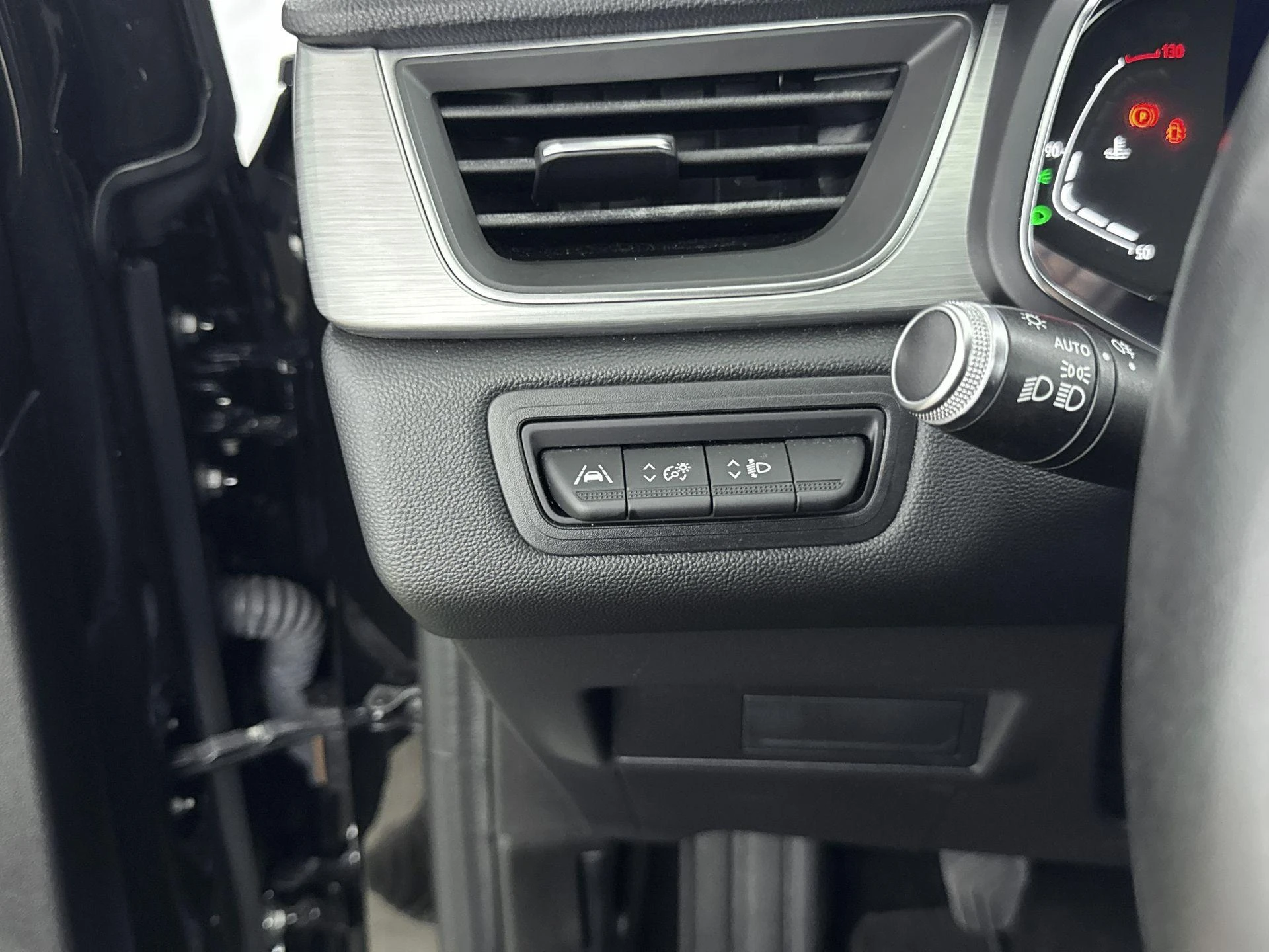 Renault-Captur-image-19