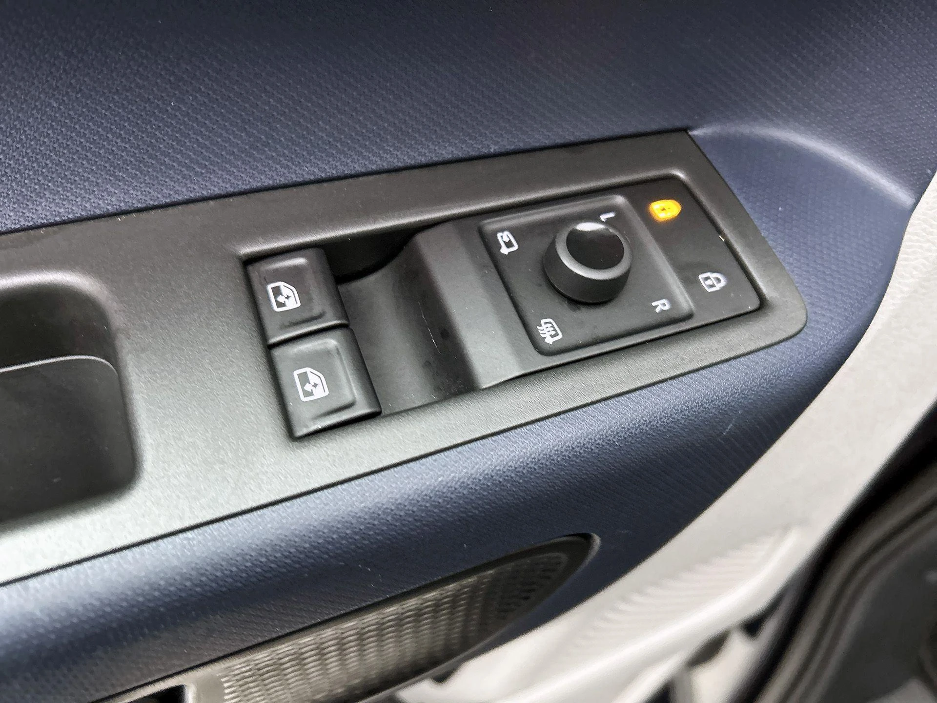 Volkswagen-ID. Buzz-image-43