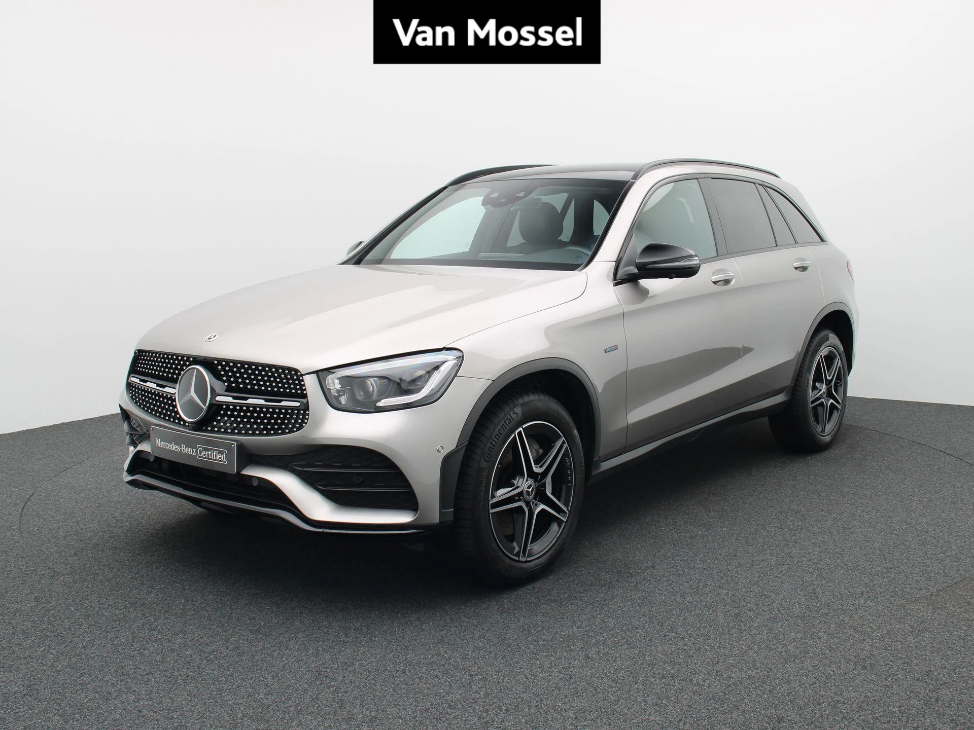 Mercedes-Benz-GLC-image-0