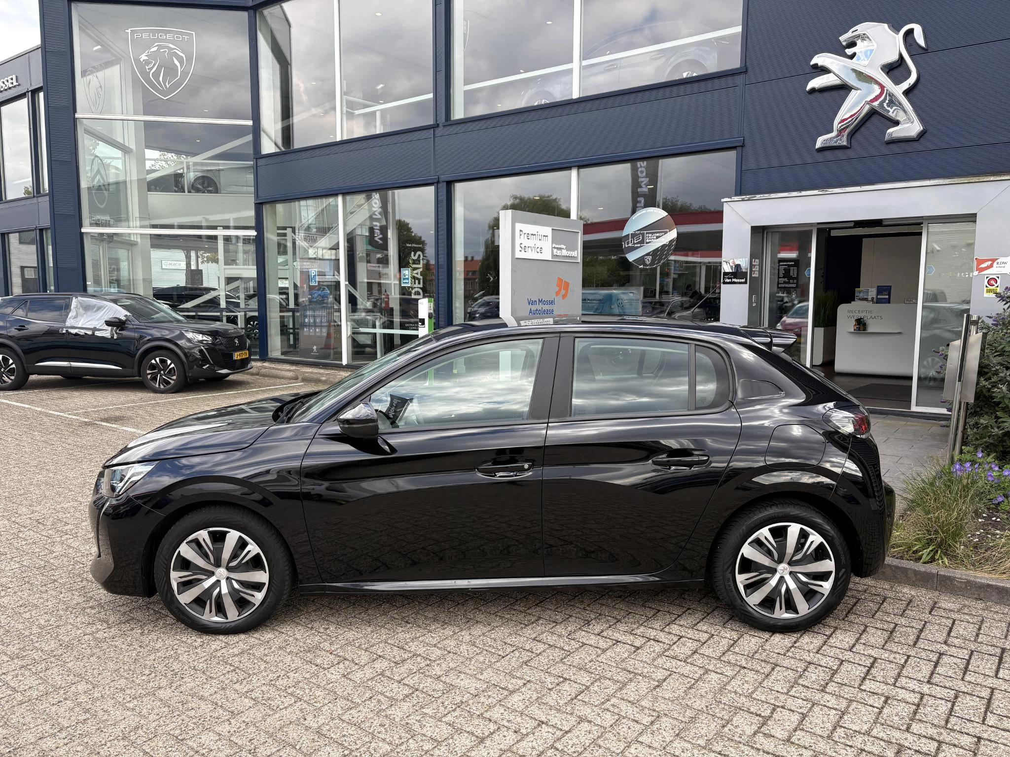 Peugeot-208-image-3