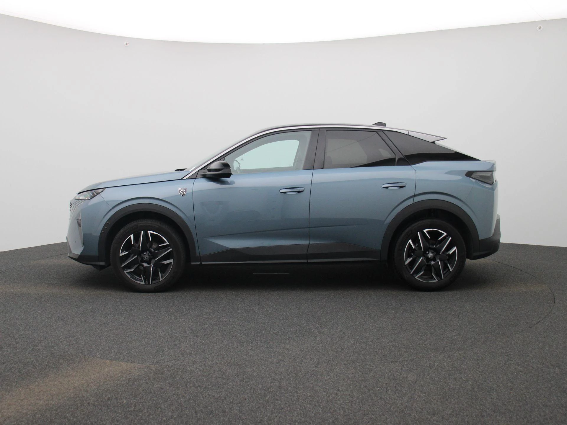 Peugeot 3008 1.2 HYBRID 145 e-DSC6 GT