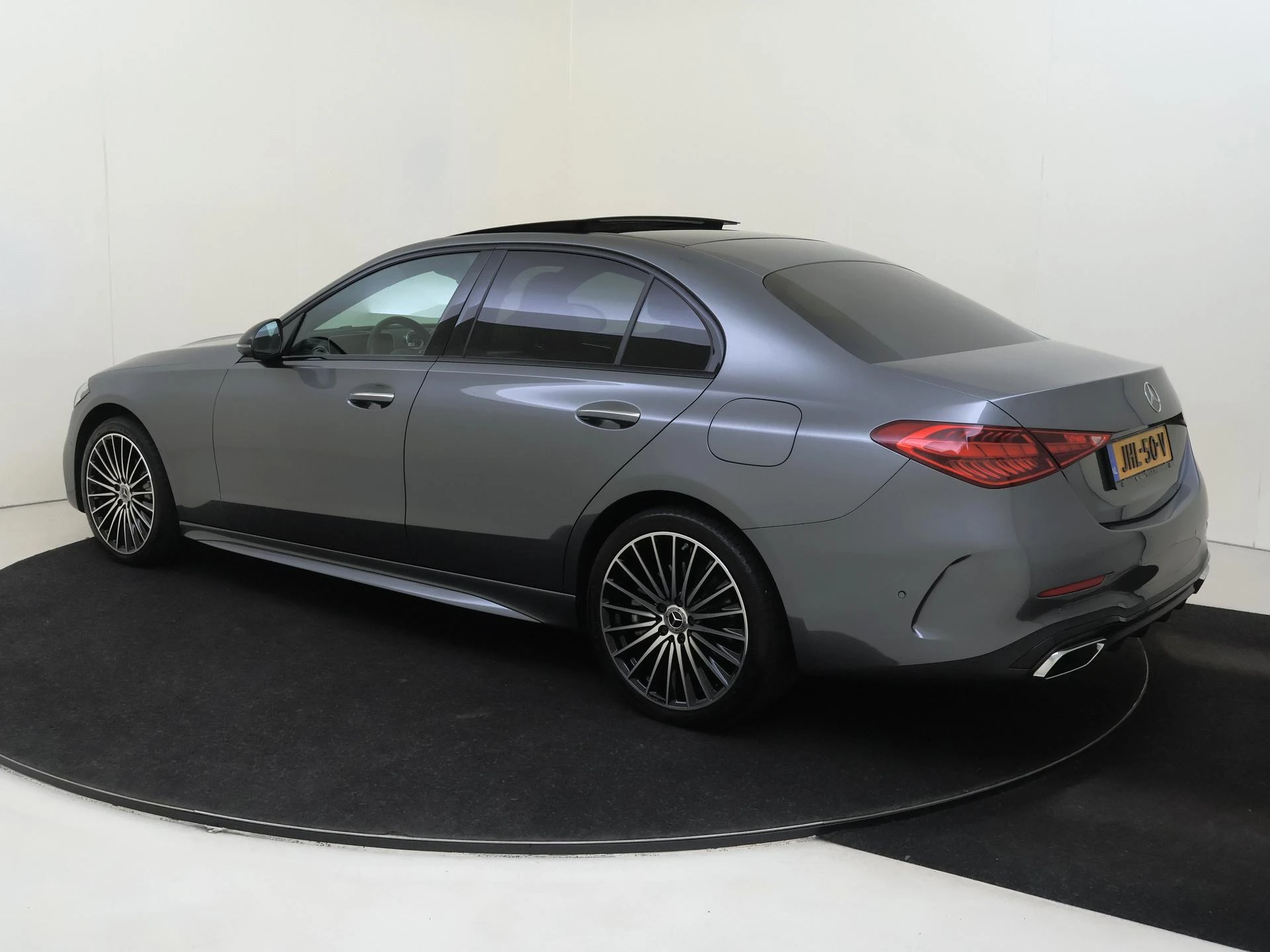 Mercedes-Benz C-Klasse 300 e Business Solution AMG