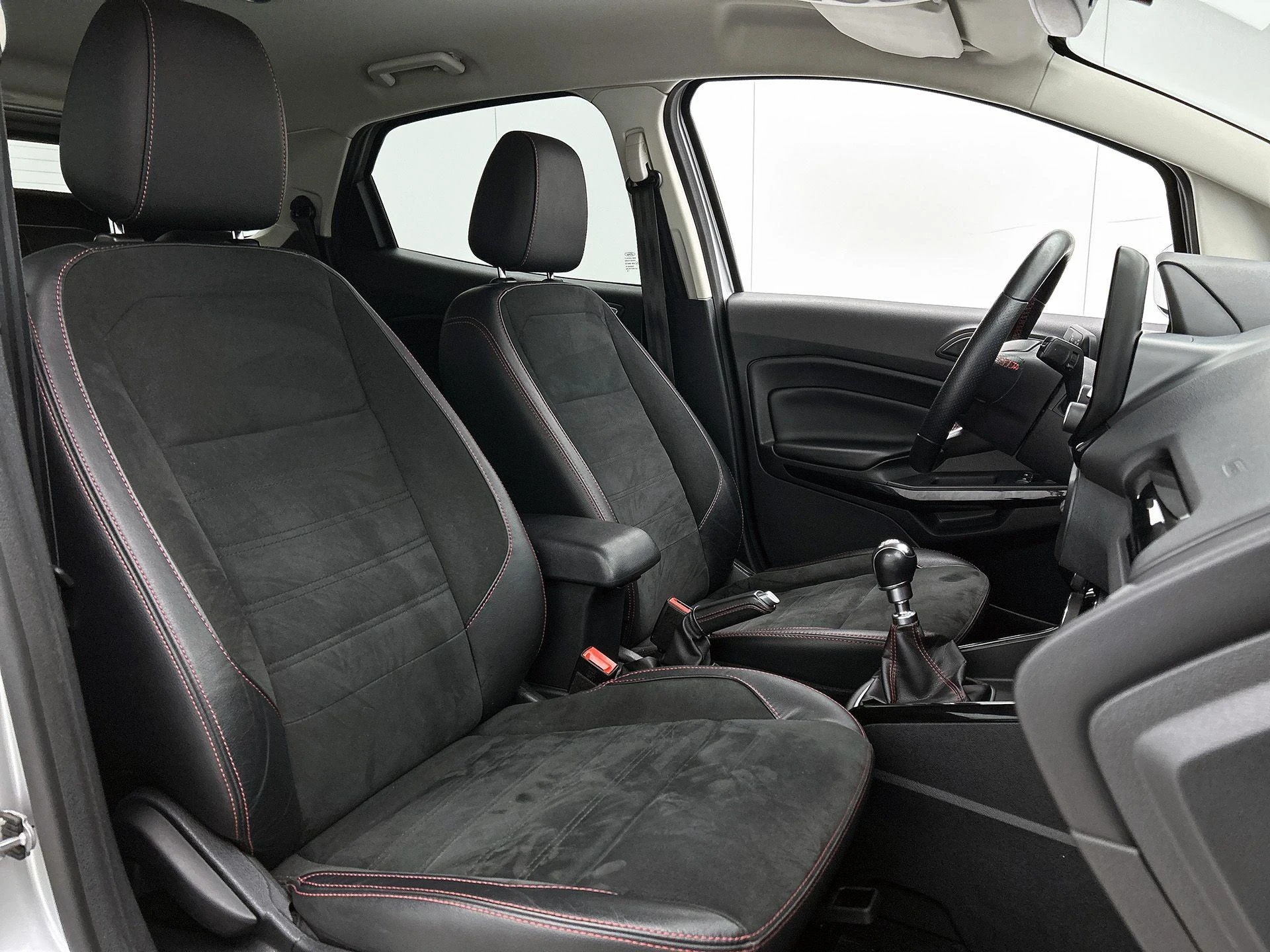 Ford-EcoSport-image-34