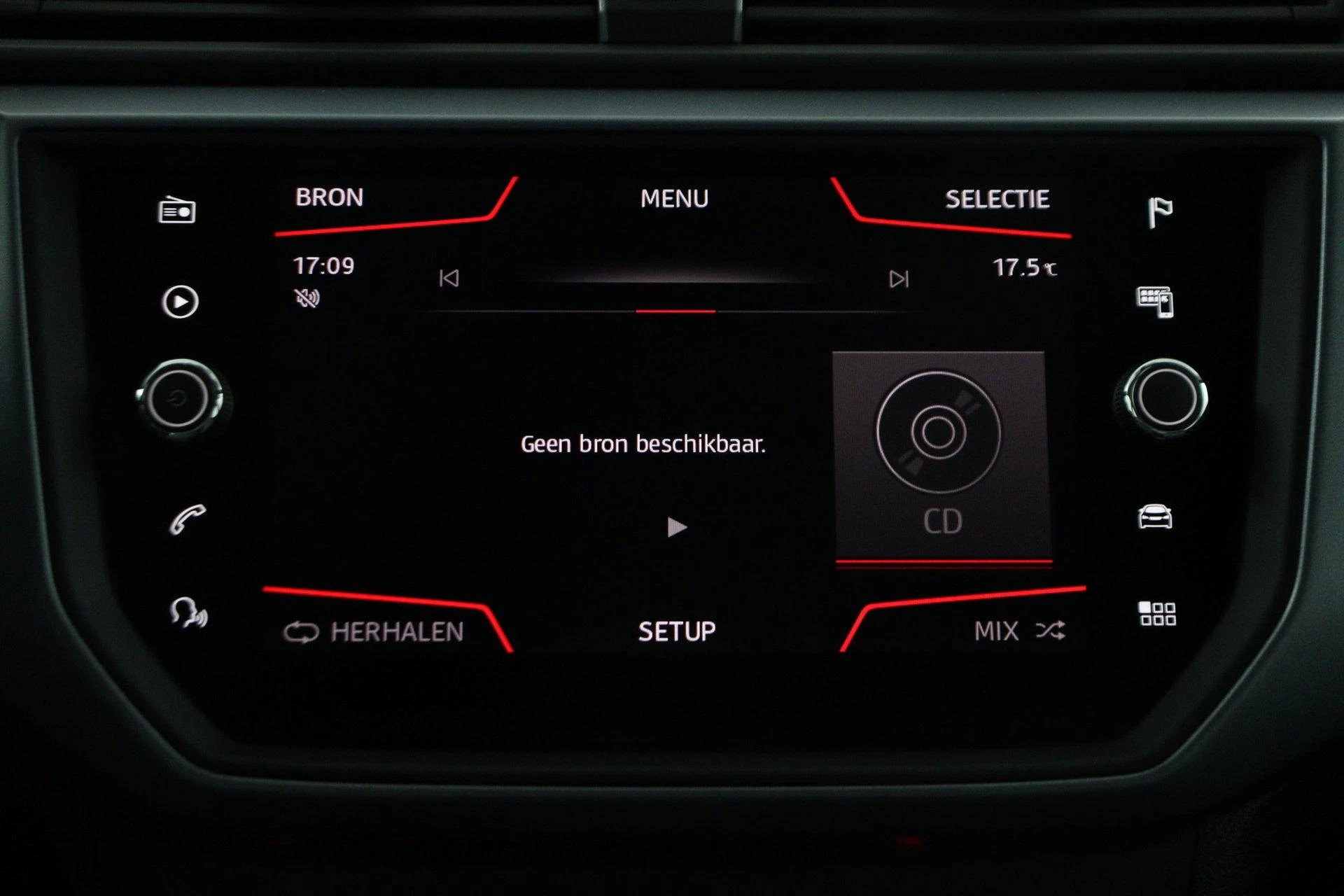 SEAT-Arona-image-38