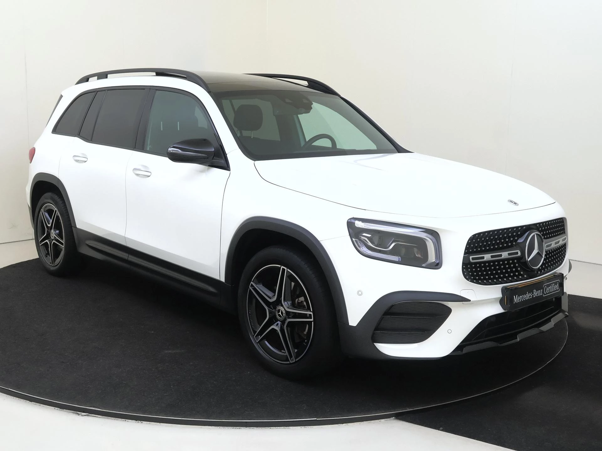 Mercedes-Benz GLB 200 Business Solution AMG
