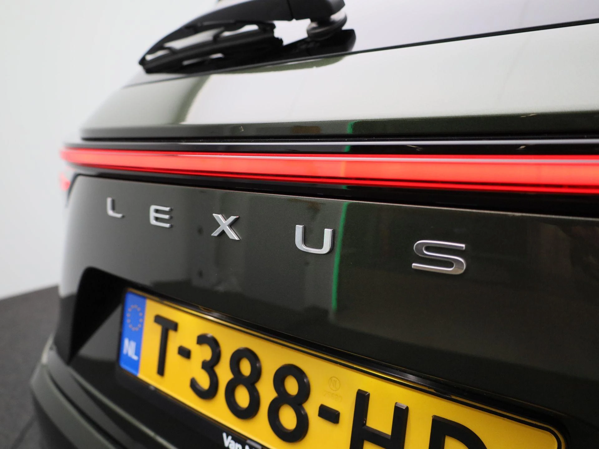 Lexus-NX-image-35