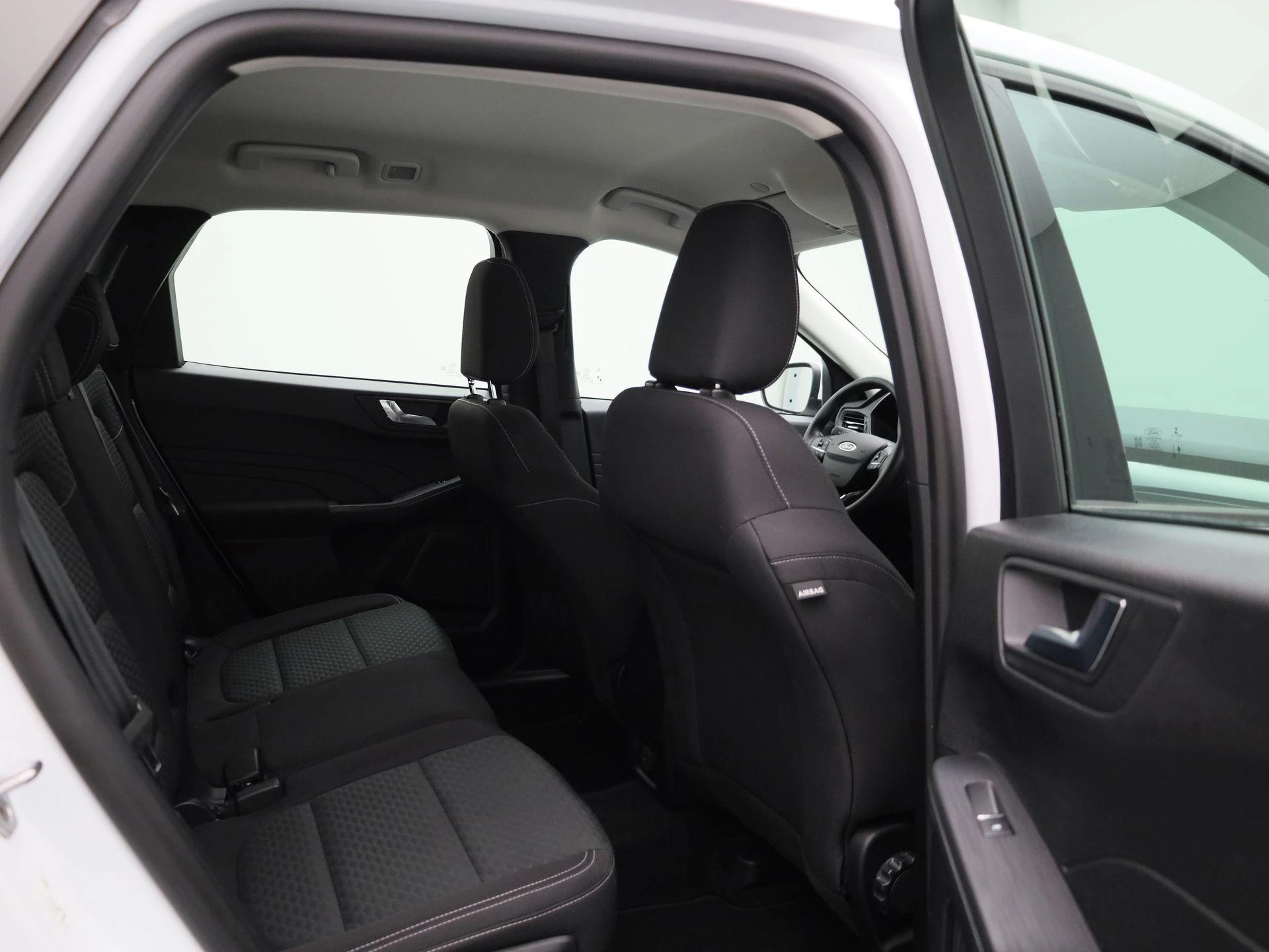 Ford-Kuga-image-32