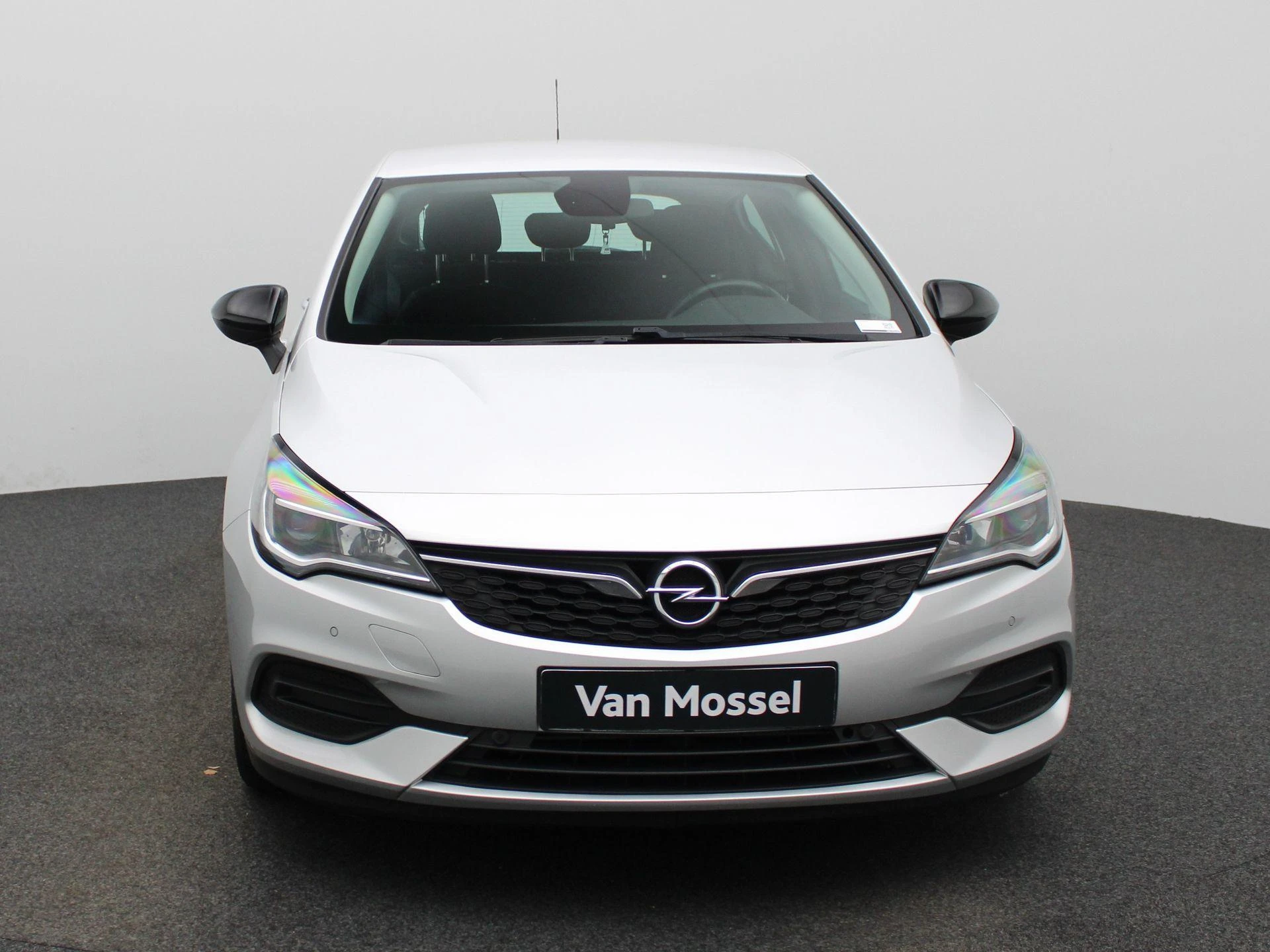 Opel-Astra-image-2