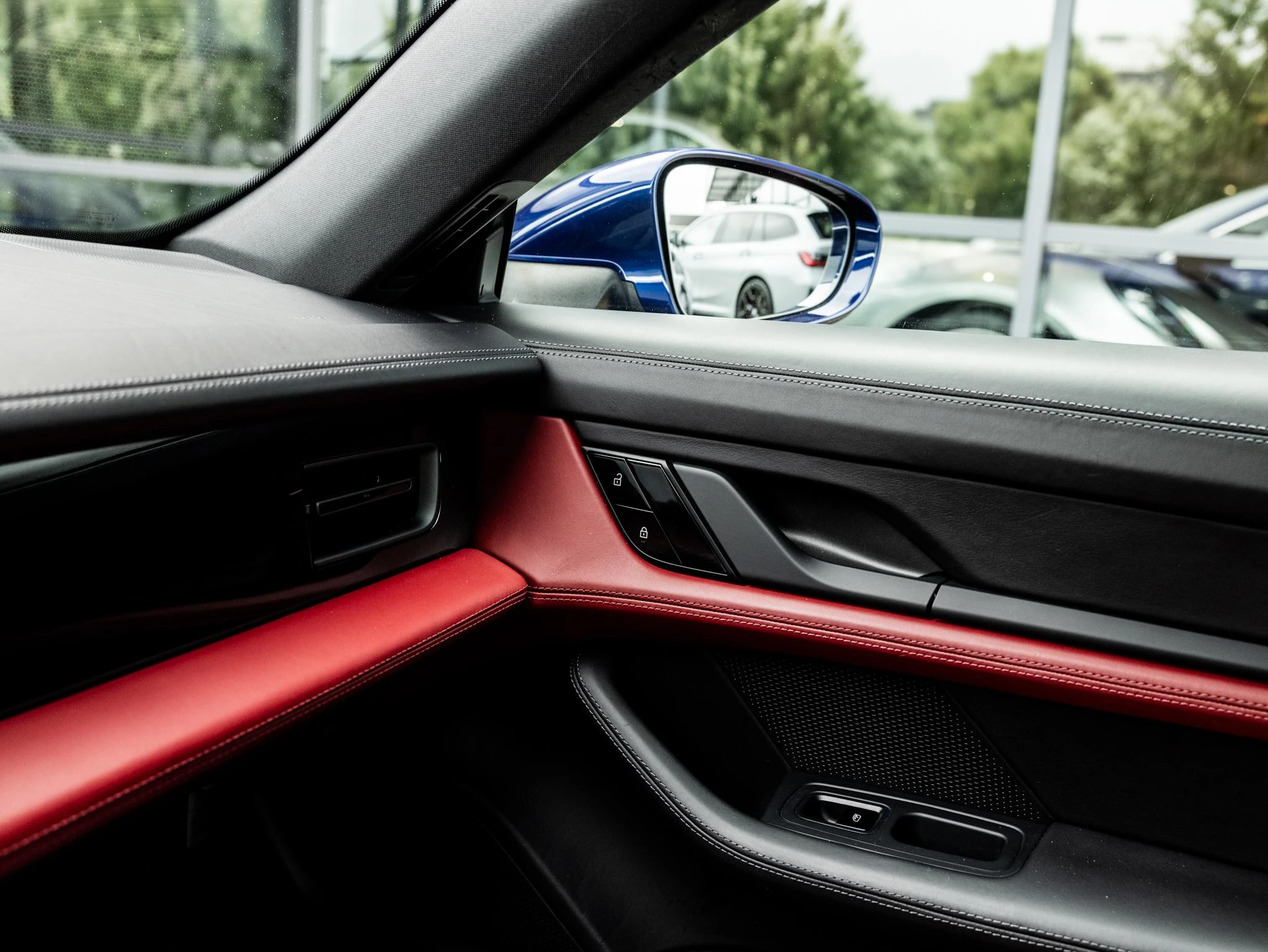 Porsche-Taycan-image-39