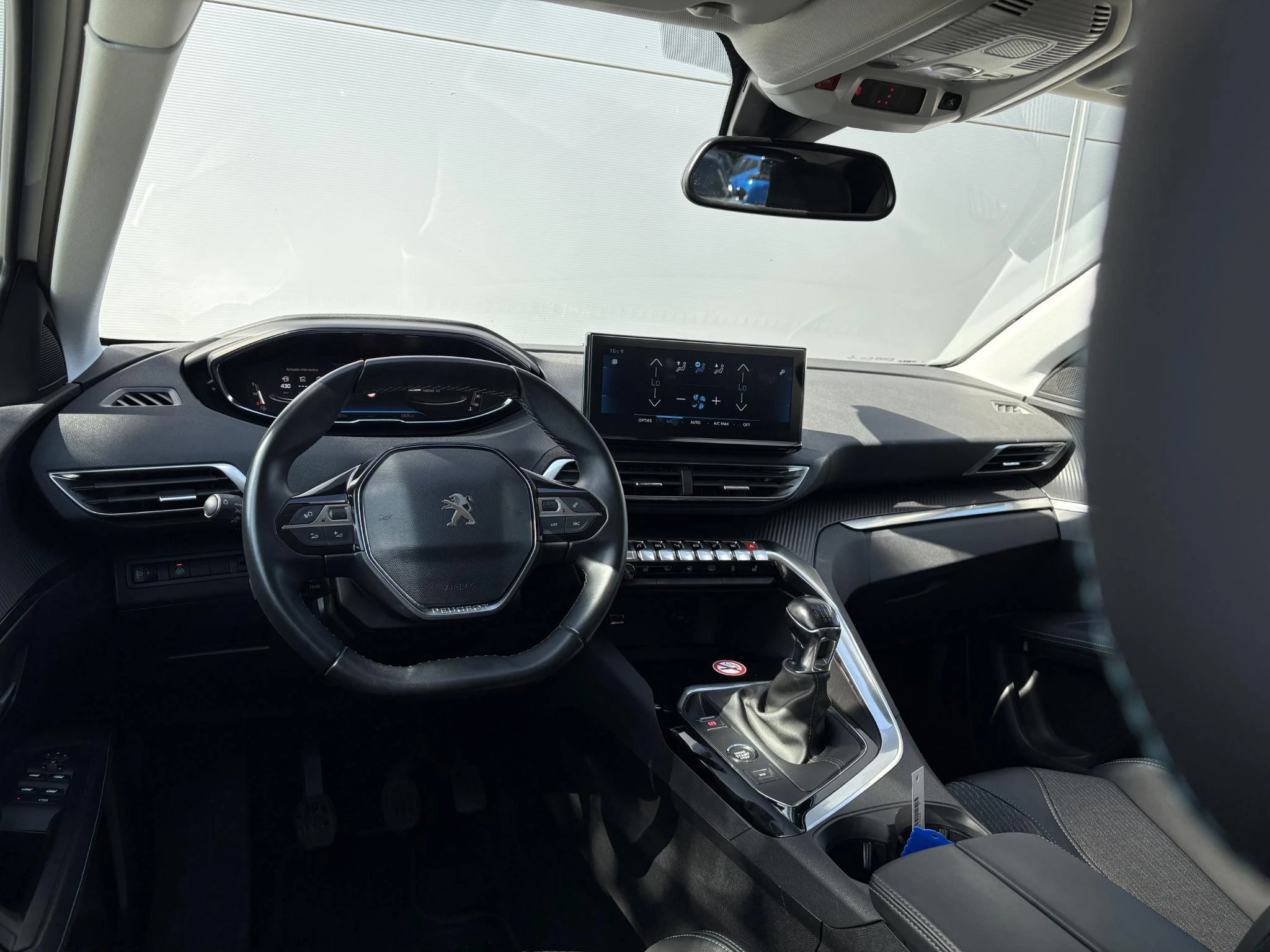 Peugeot-3008-image-9