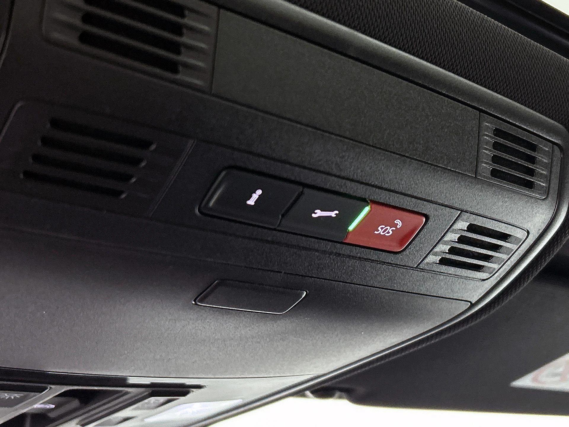 Volkswagen-Taigo-image-12