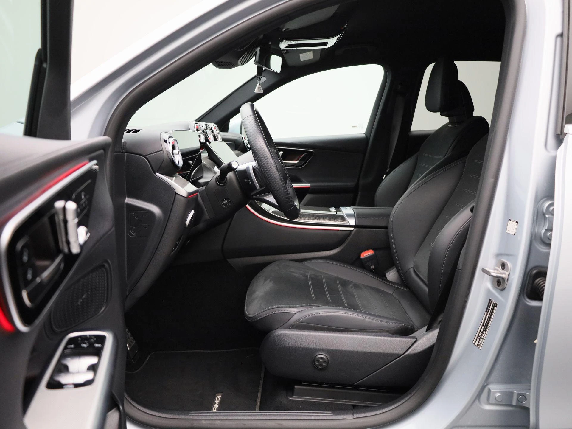 Mercedes-Benz-GLC-image-9
