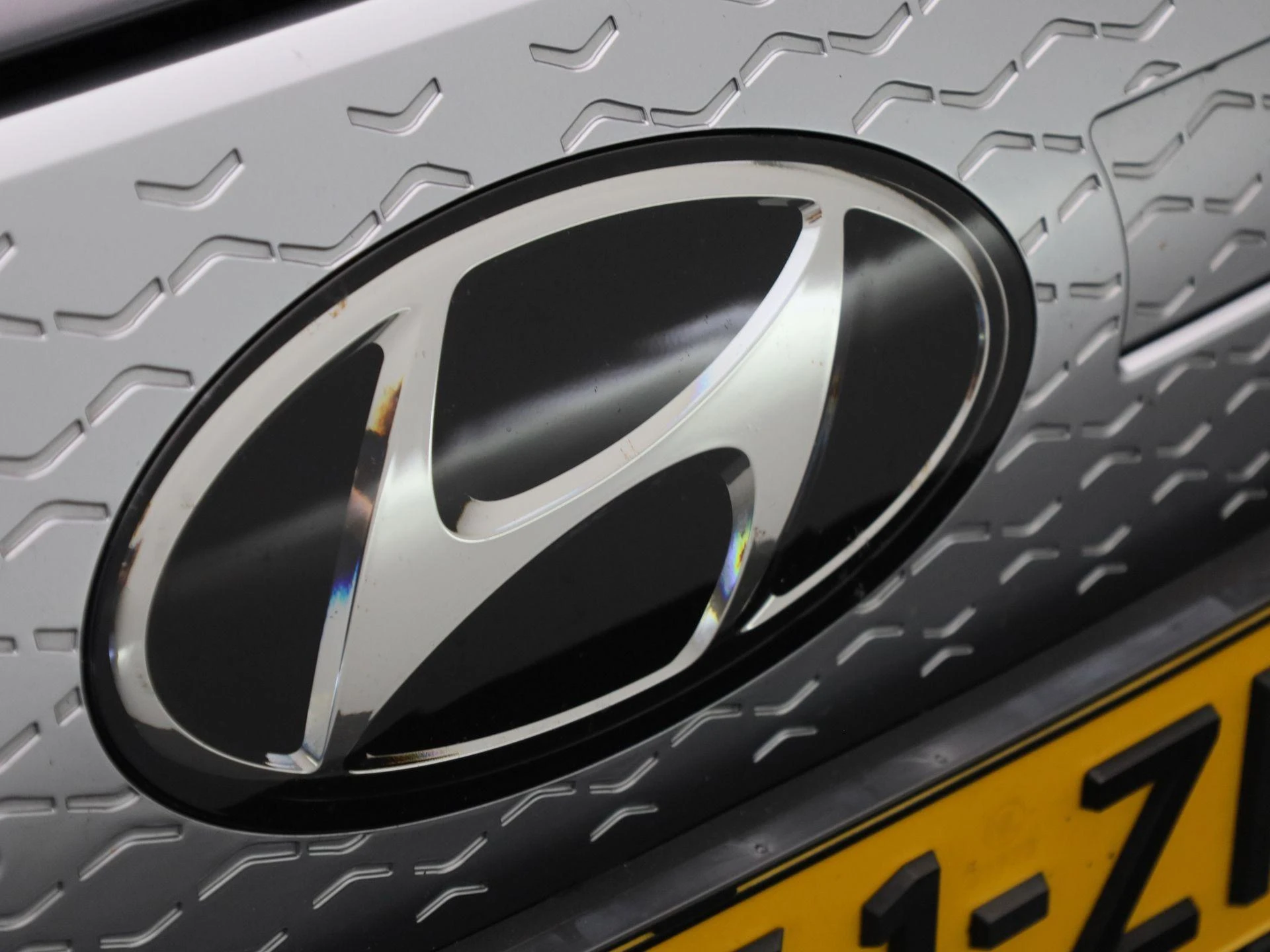 Hyundai-IONIQ-image-34