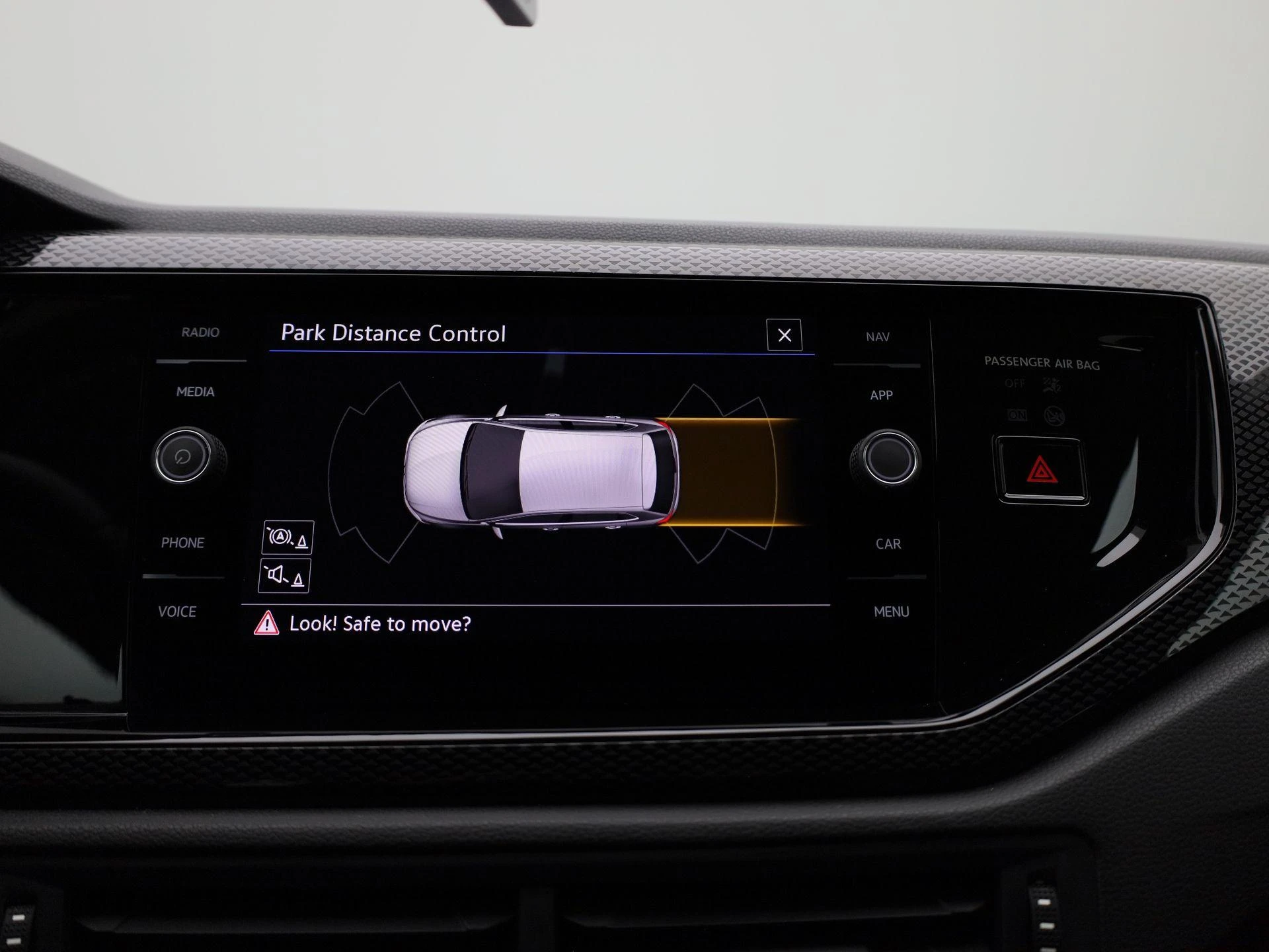 Volkswagen-Polo-image-27
