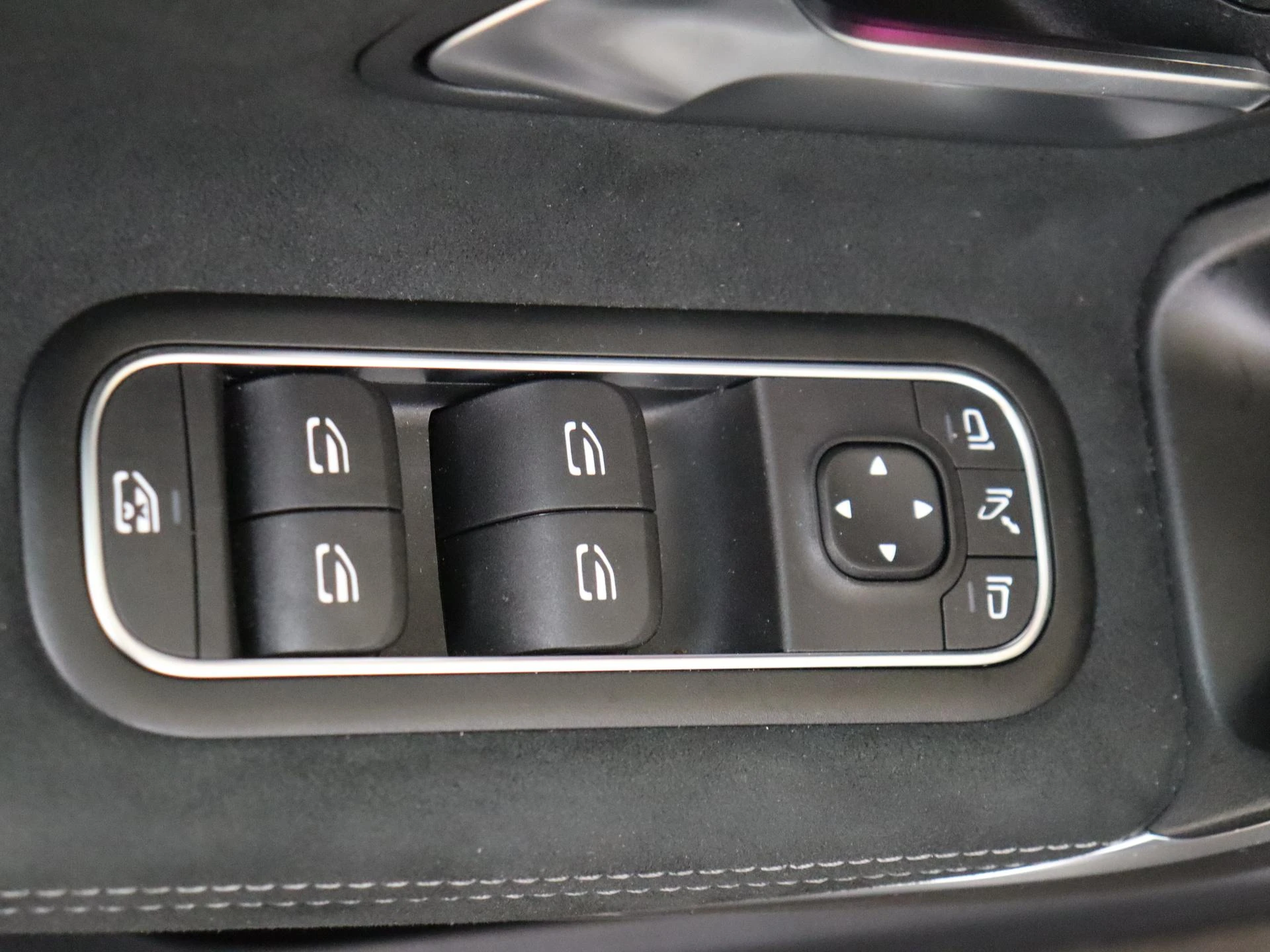 Mercedes-Benz-A-Klasse-image-27