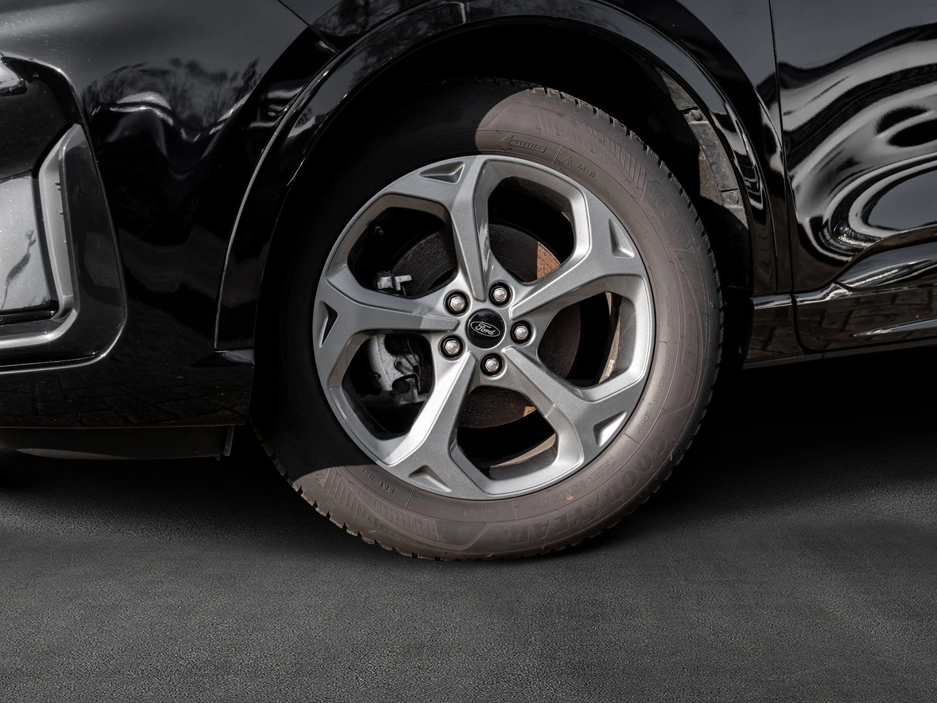 Ford-Kuga-image-4