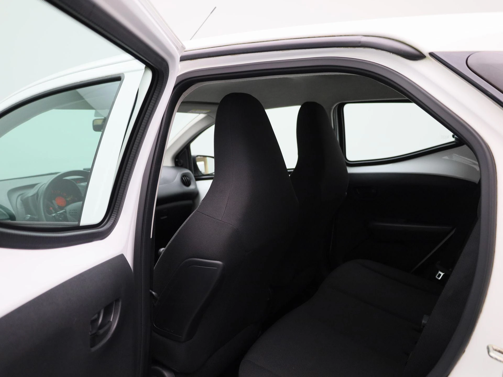 Toyota-Aygo-image-9
