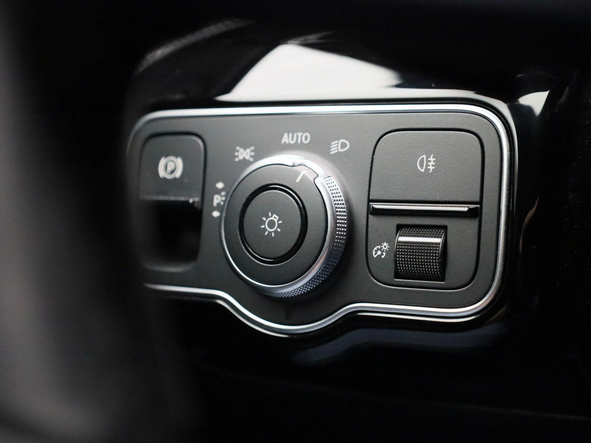 Mercedes-Benz A-Klasse A 250 e Business Solution