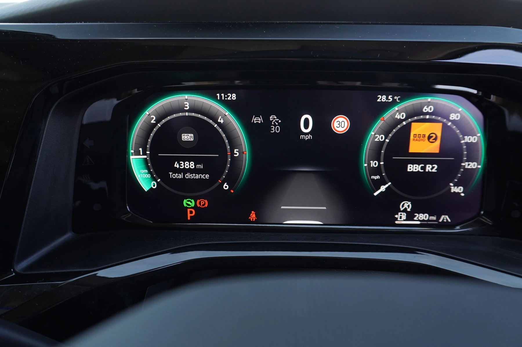 Volkswagen-California-image-8