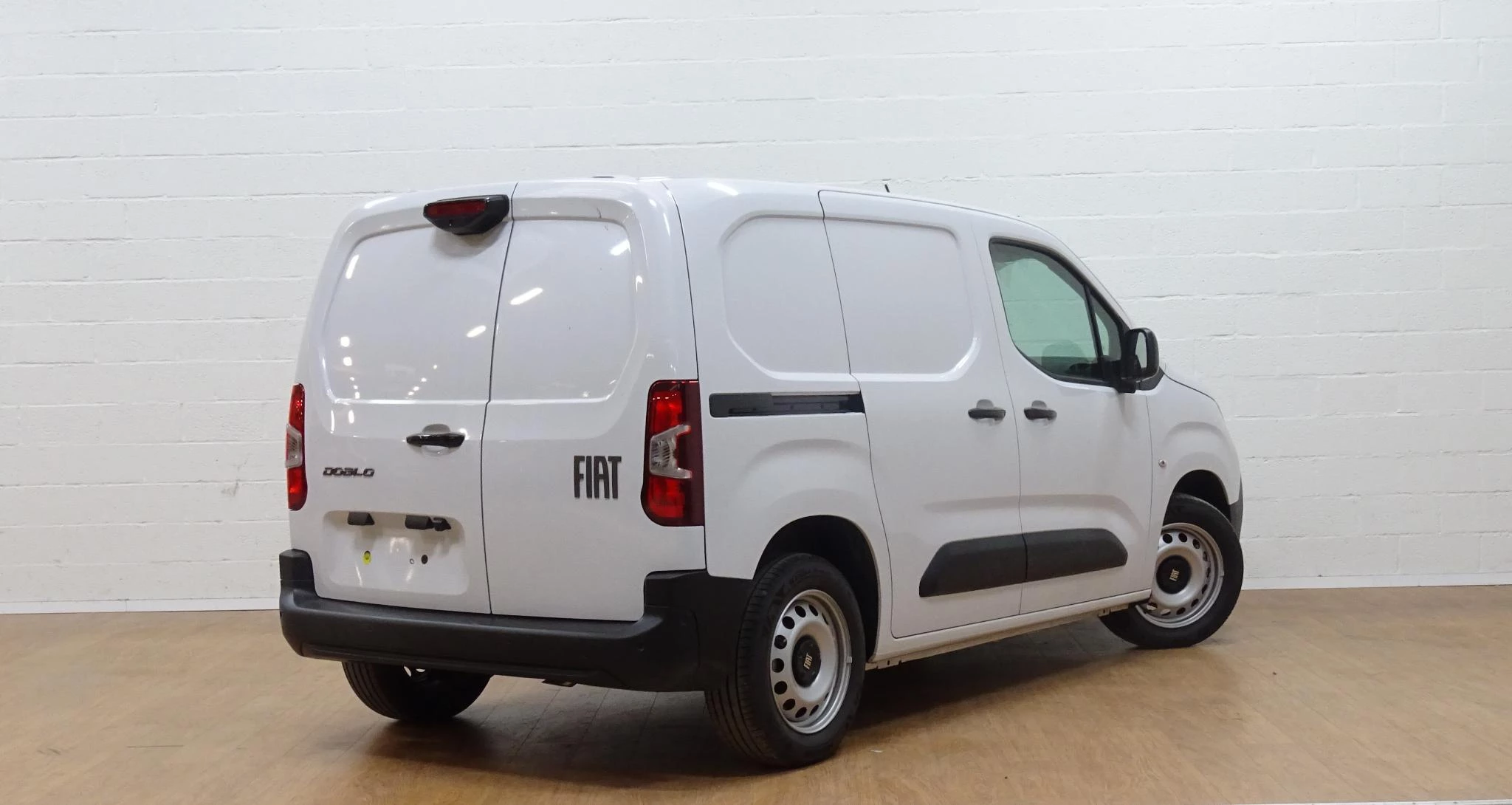 Fiat Doblò 1.5 BlueHDI 130 AT8 L1 Light