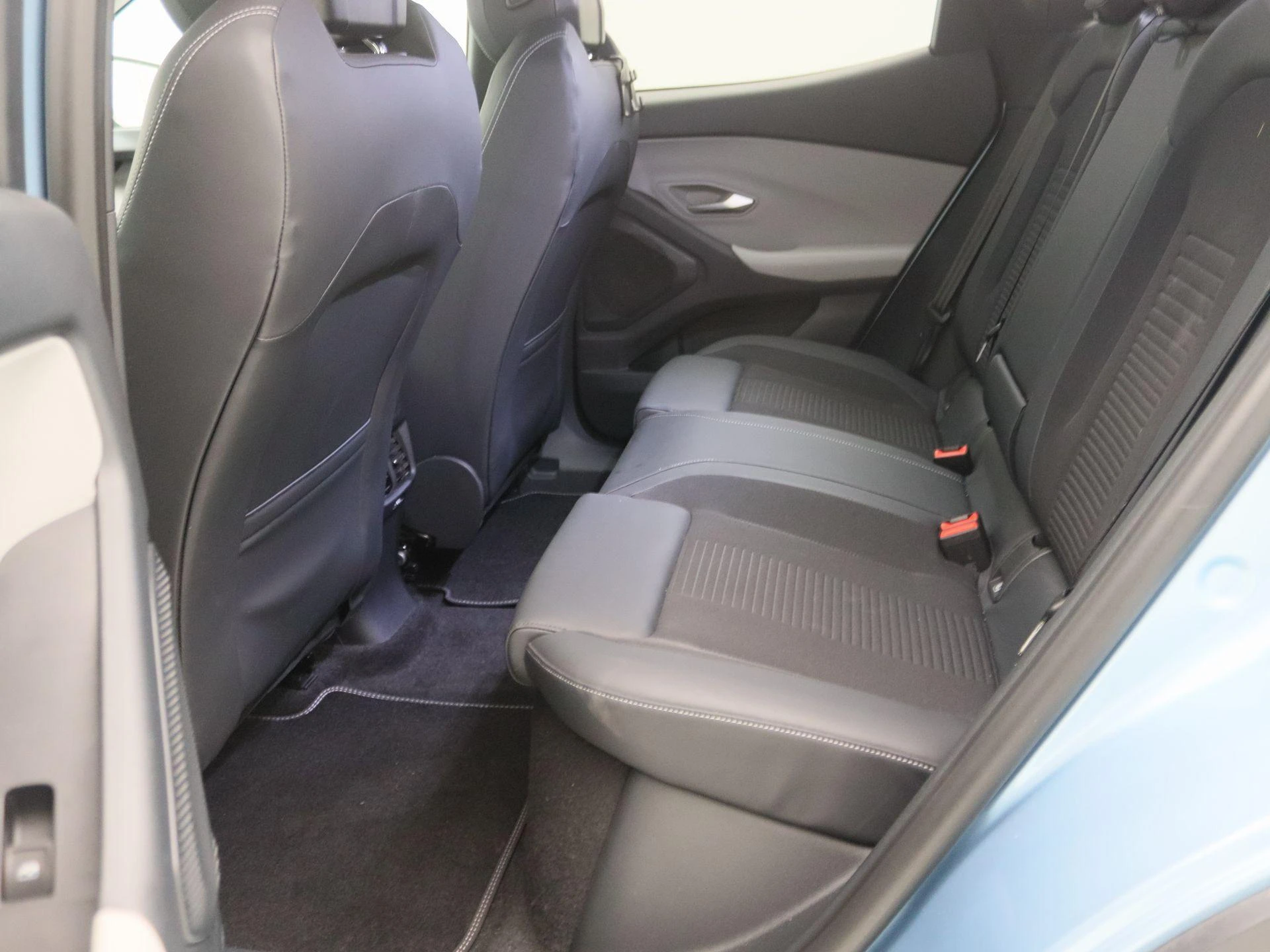 Ford-Explorer-image-12
