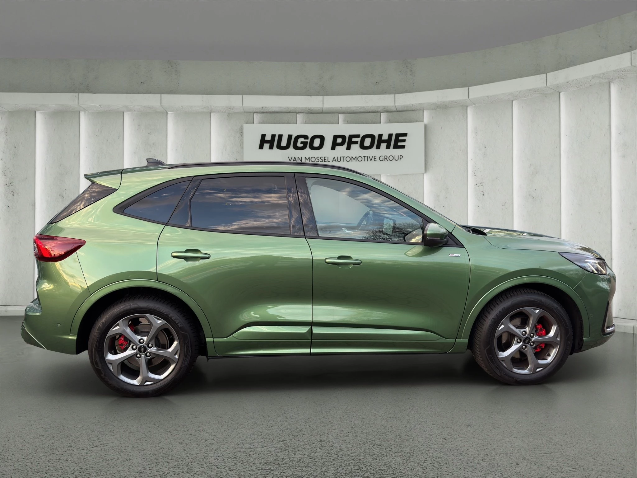 Ford Kuga ST-Line X Aut.*360GRAD*LED-MATRIX*NAVI*GRA*WINTER-PKT.