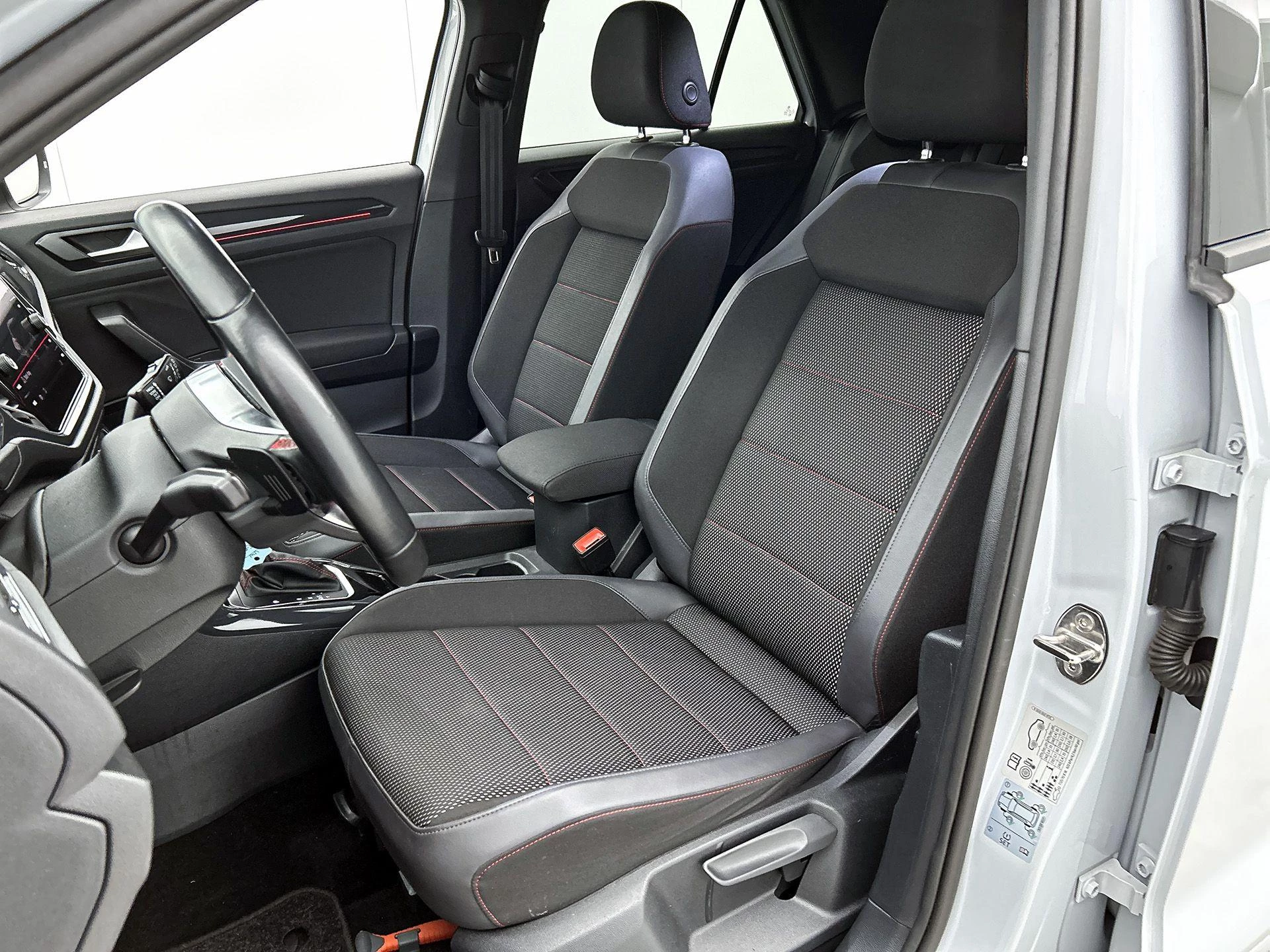 Volkswagen T-Roc 1.5 TSI Sport | 150 PK