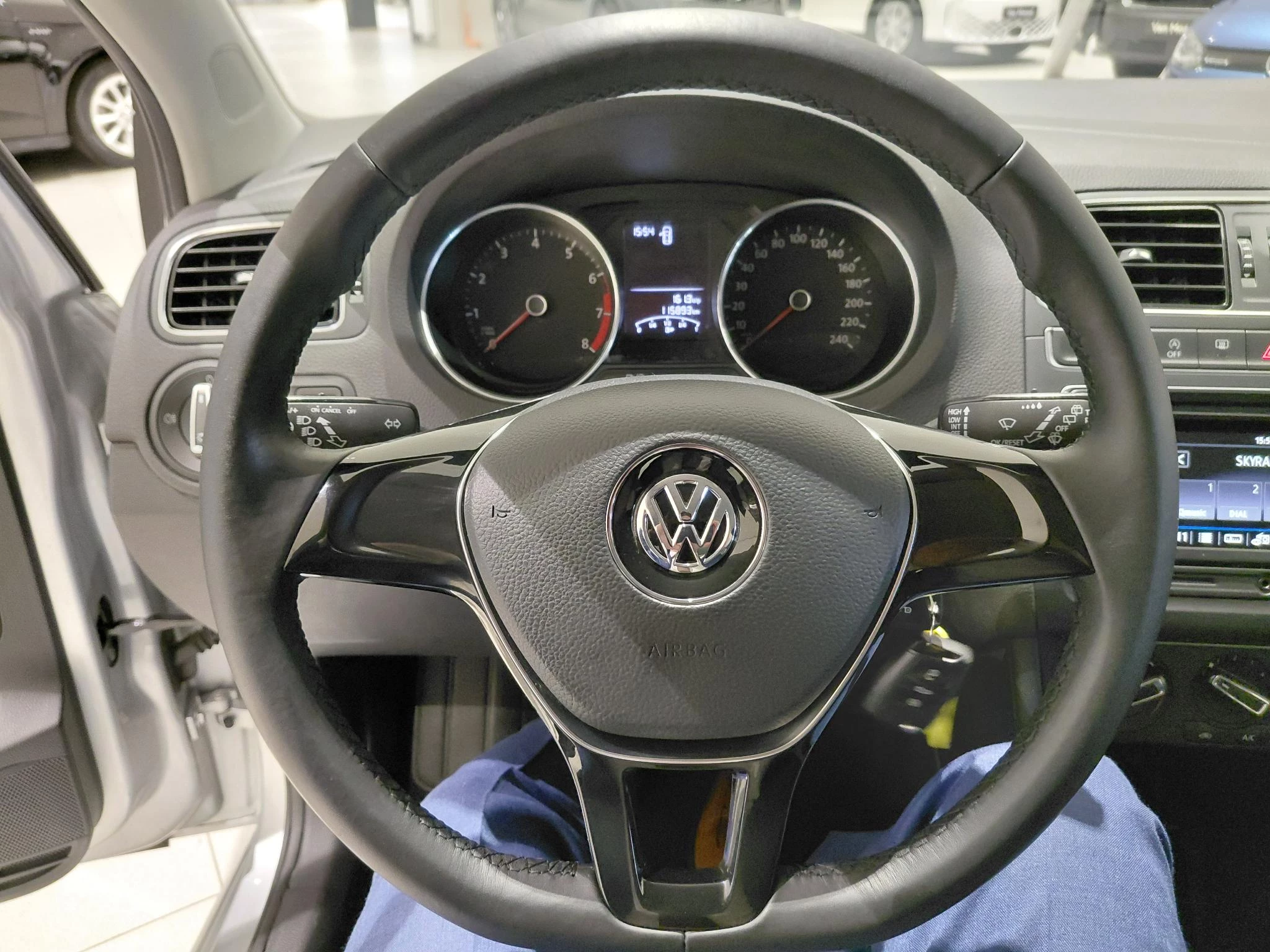 Volkswagen Polo 1.2 TSI Comfortline Business R