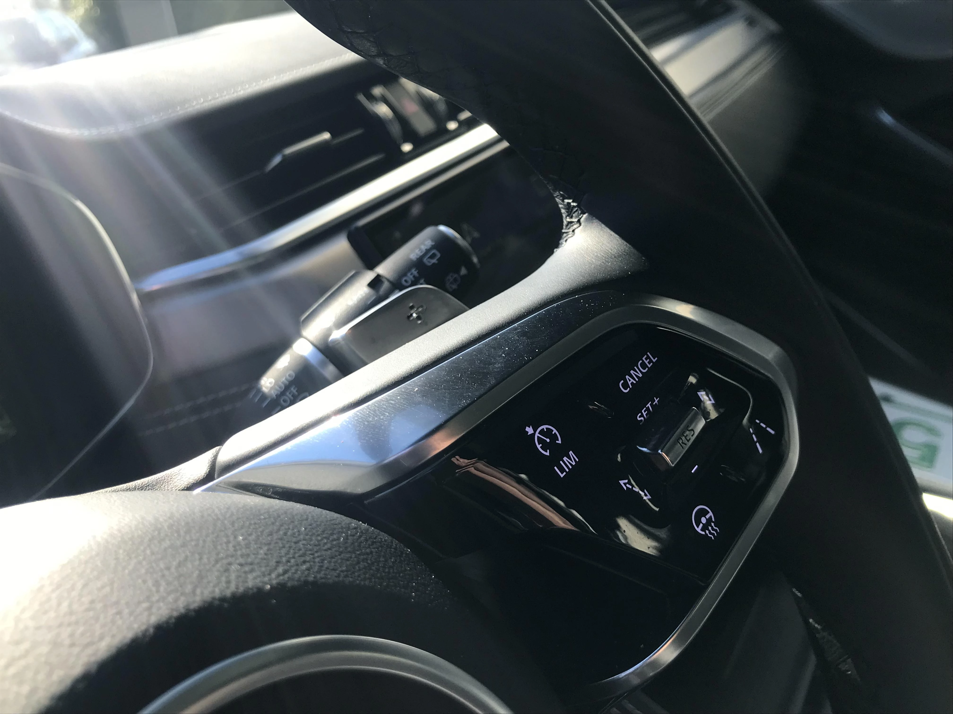 Jaguar-F-PACE-image-15