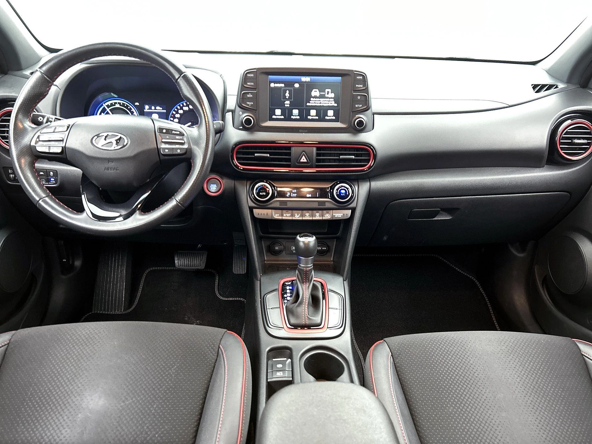 Hyundai-Kona-image-22