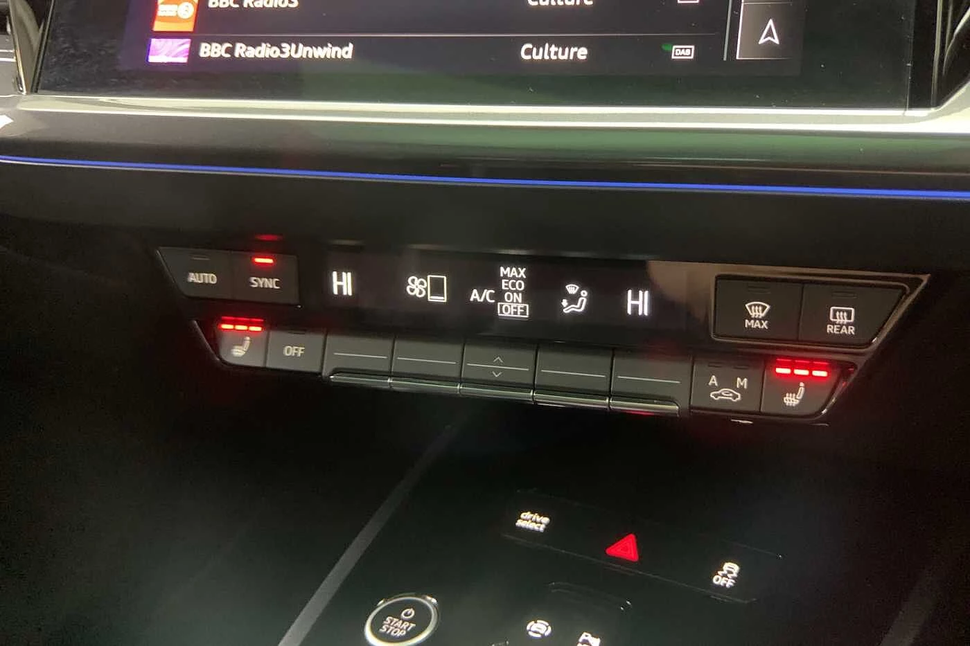 Audi-Q4 e-tron-image-16