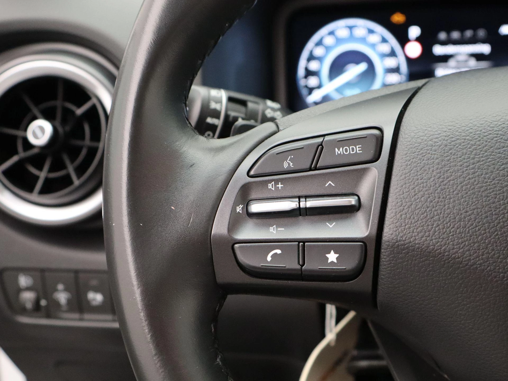 Hyundai-Kona-image-21