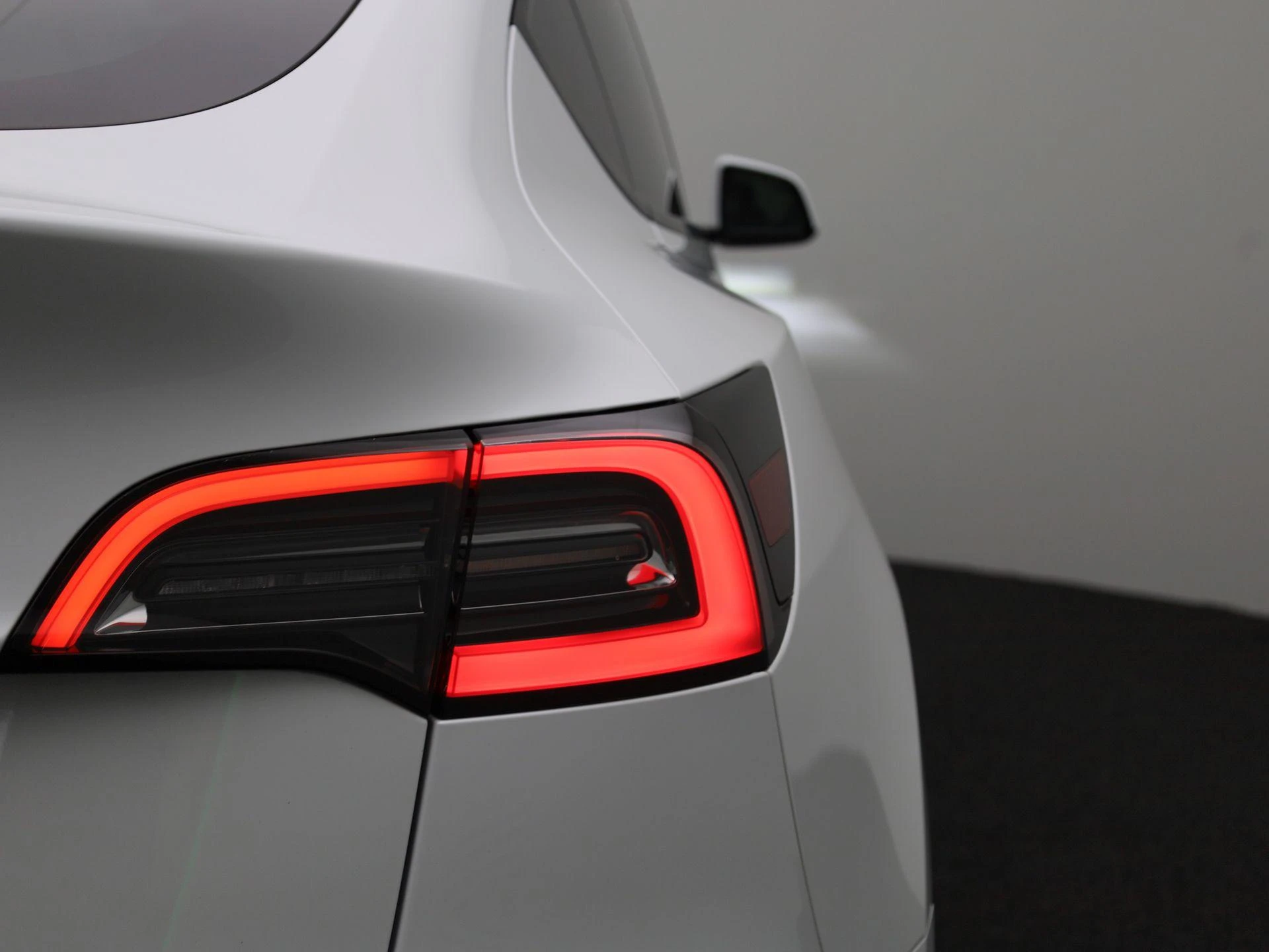 Tesla-Model Y-image-36