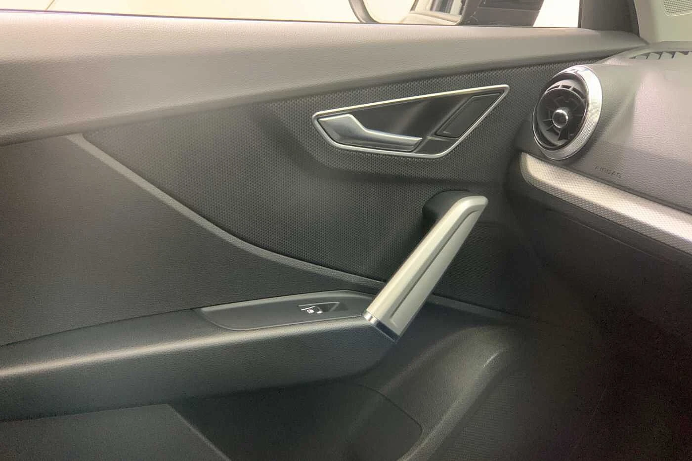 Audi-Q2-image-19