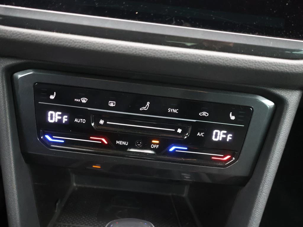 Volkswagen Tiguan eHybrid Tiguan eHybrid PHEV 1.4Elegance DSG 245PK *AUTOMAAT*NAVI*DIGITAL DASHBOARD*ALCANTARA*ZETELVERWARMING*APP CONNECT*...