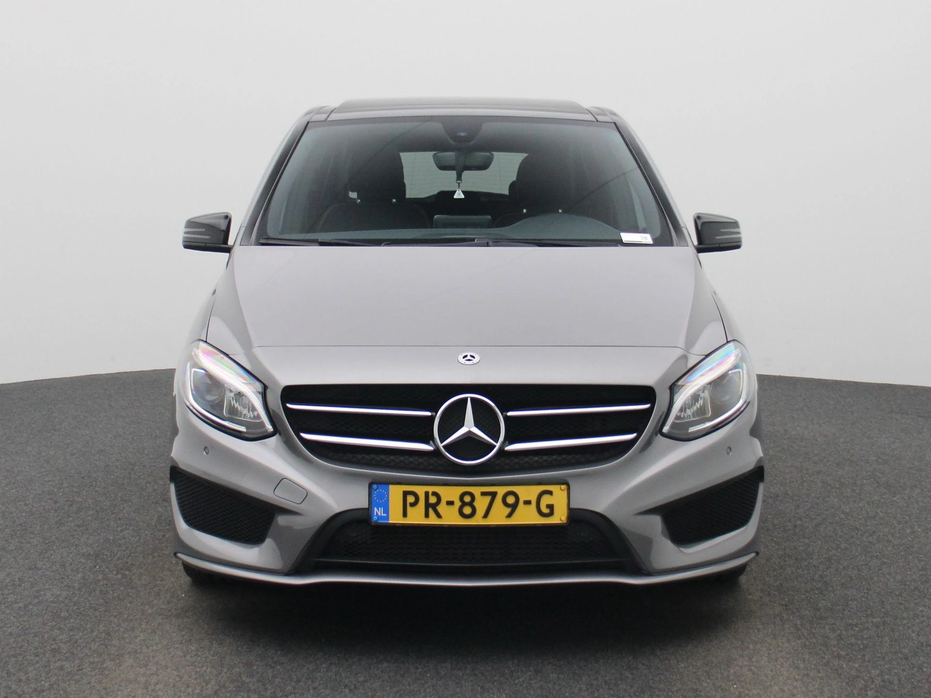 Mercedes-Benz-B-Klasse-image-2