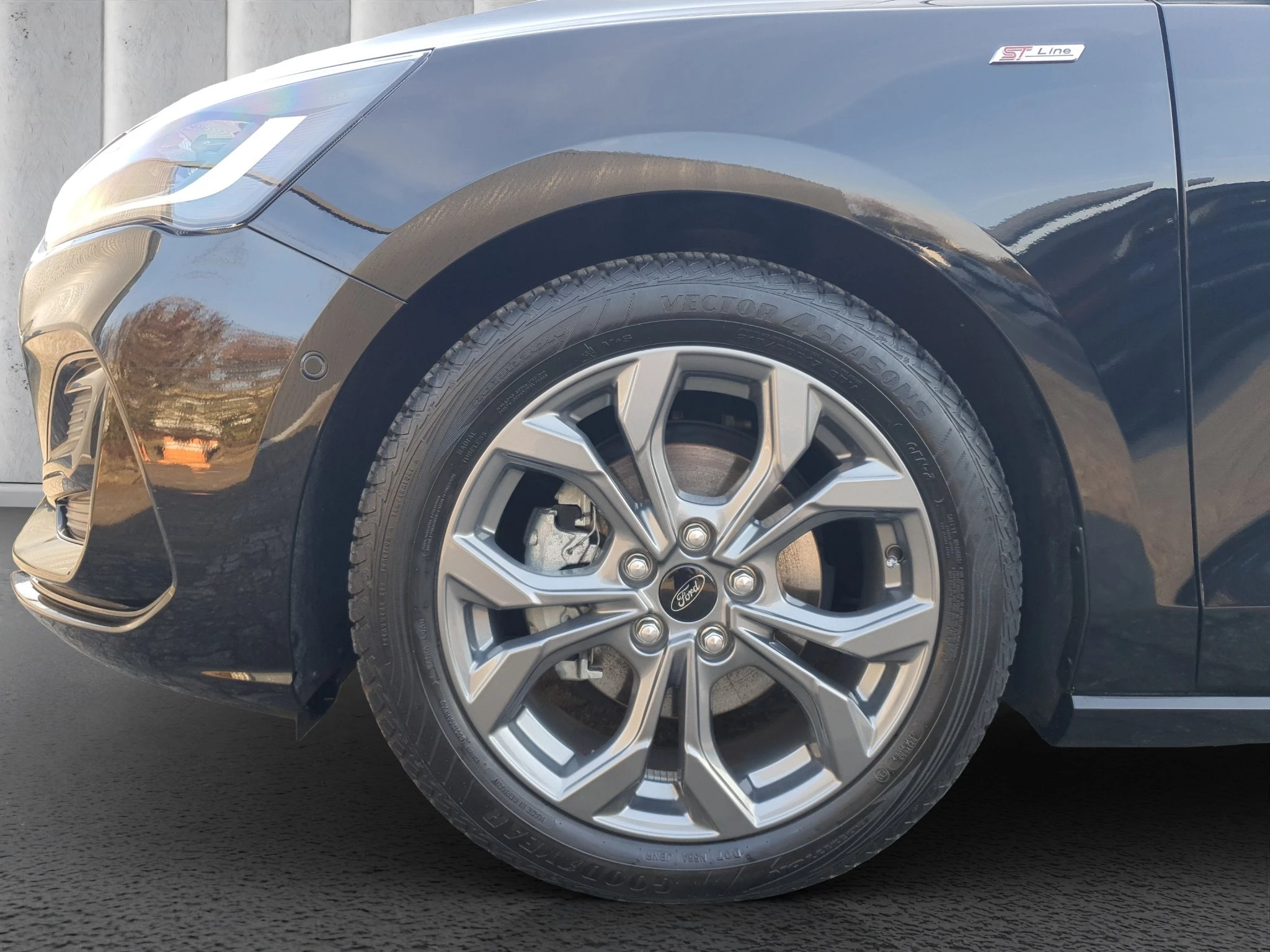 Ford Focus ST-Line Turnier AHK ACC LED Kamera