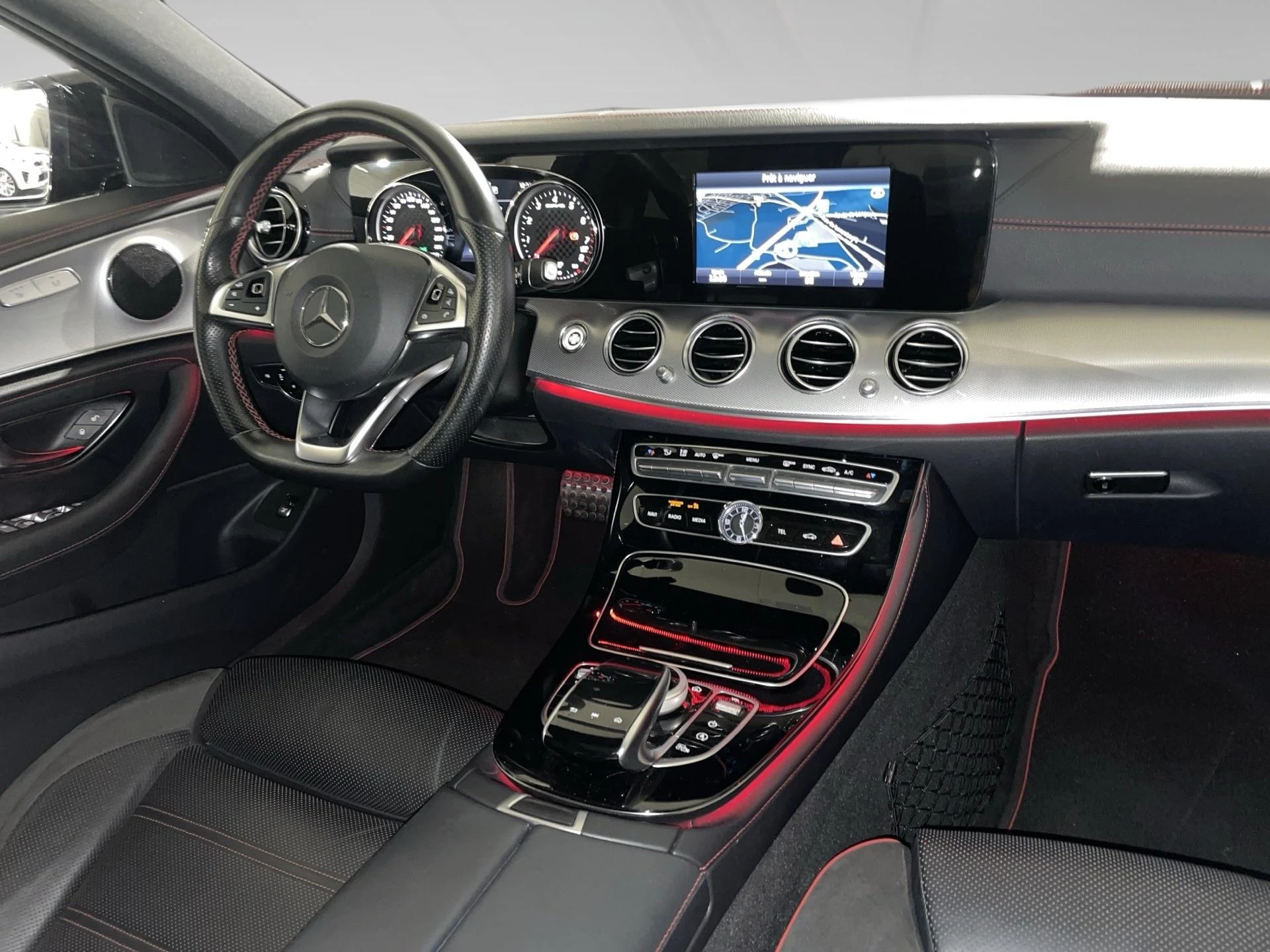 Mercedes-Benz-Classe E-image-6