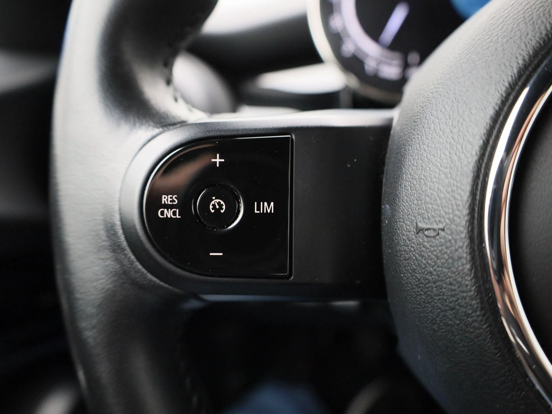MINI-5 Portes-image-17