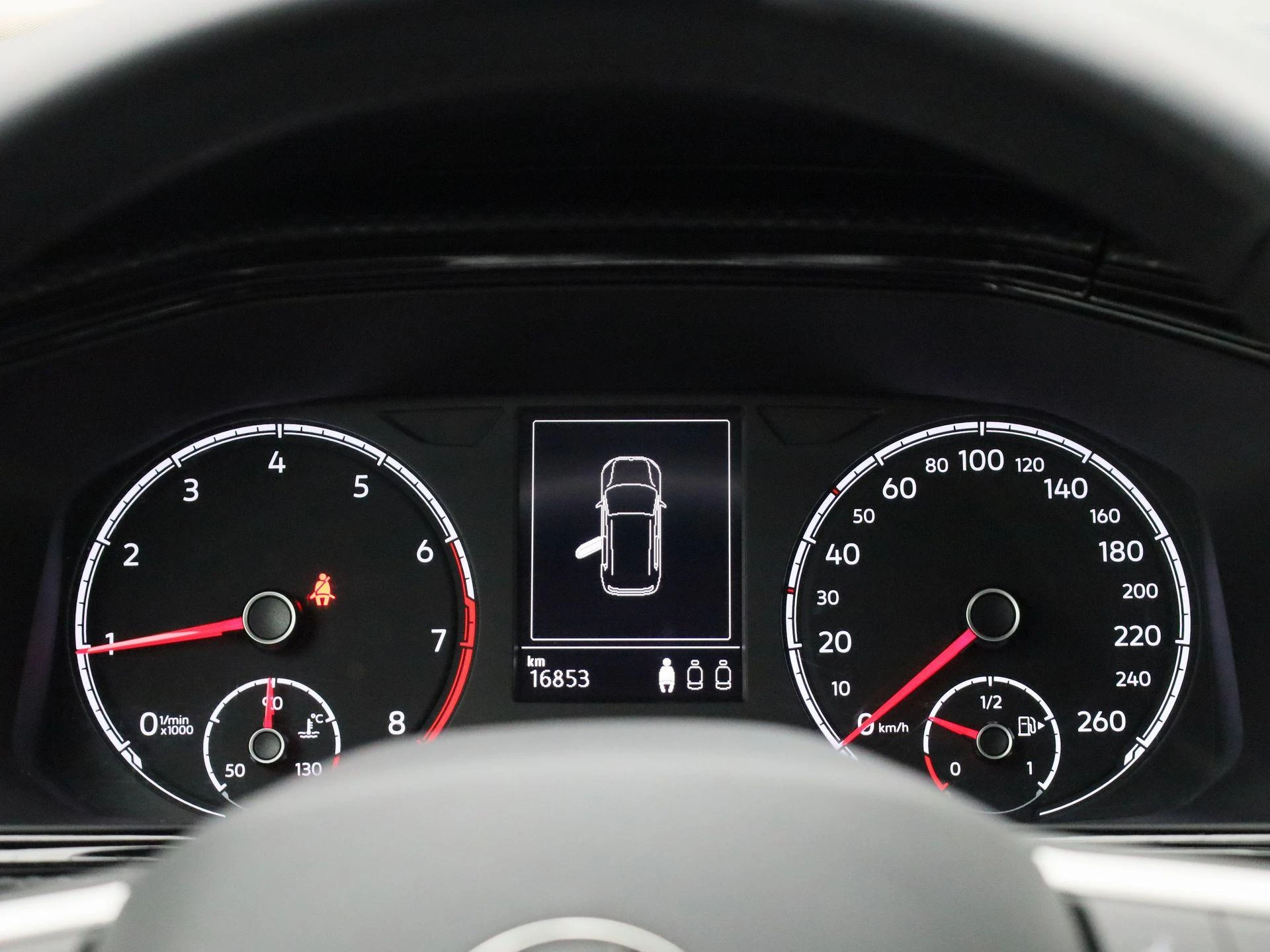 Volkswagen-T-Cross-image-7