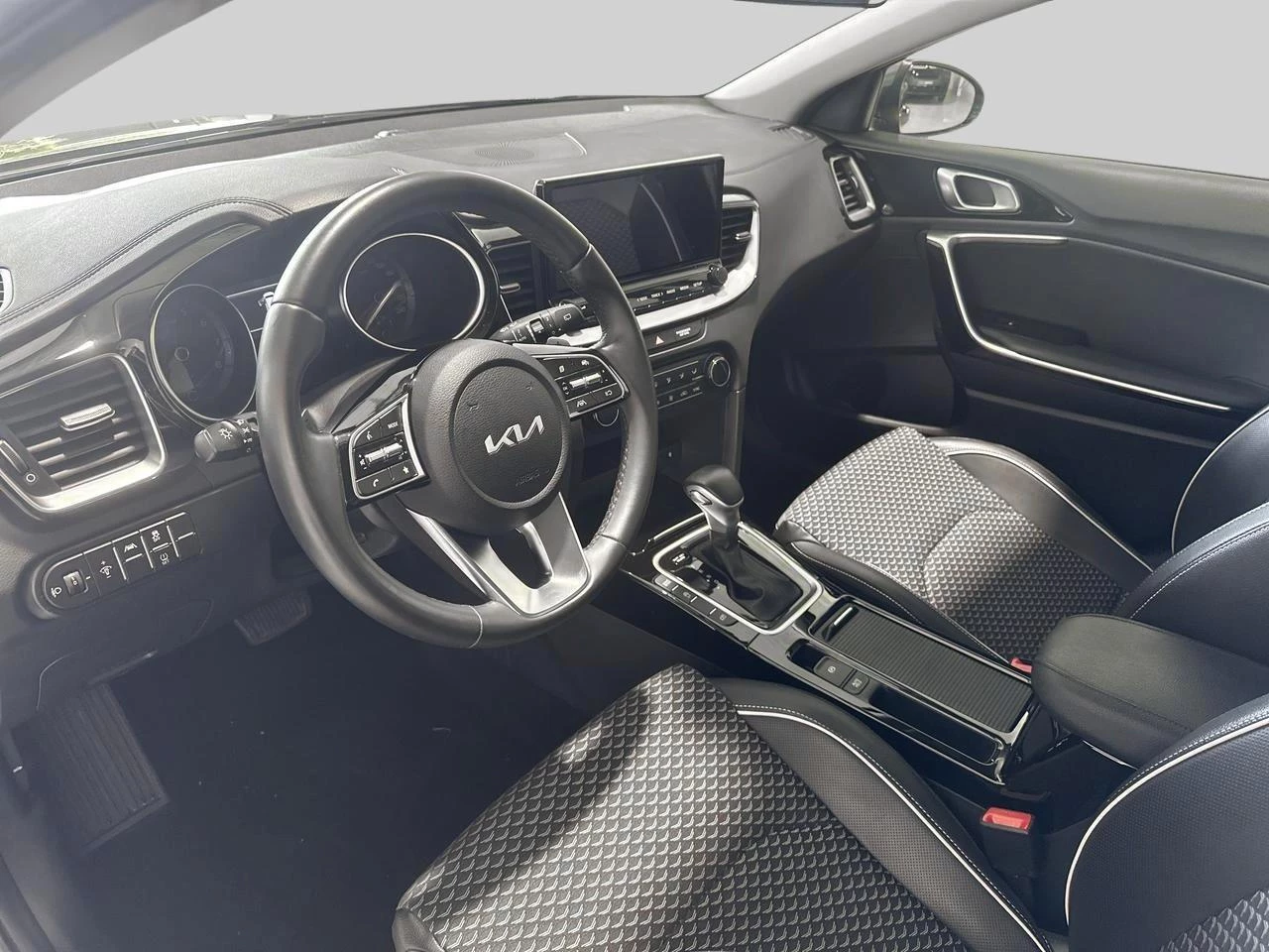 Kia-Ceed Sportswagon-image-8