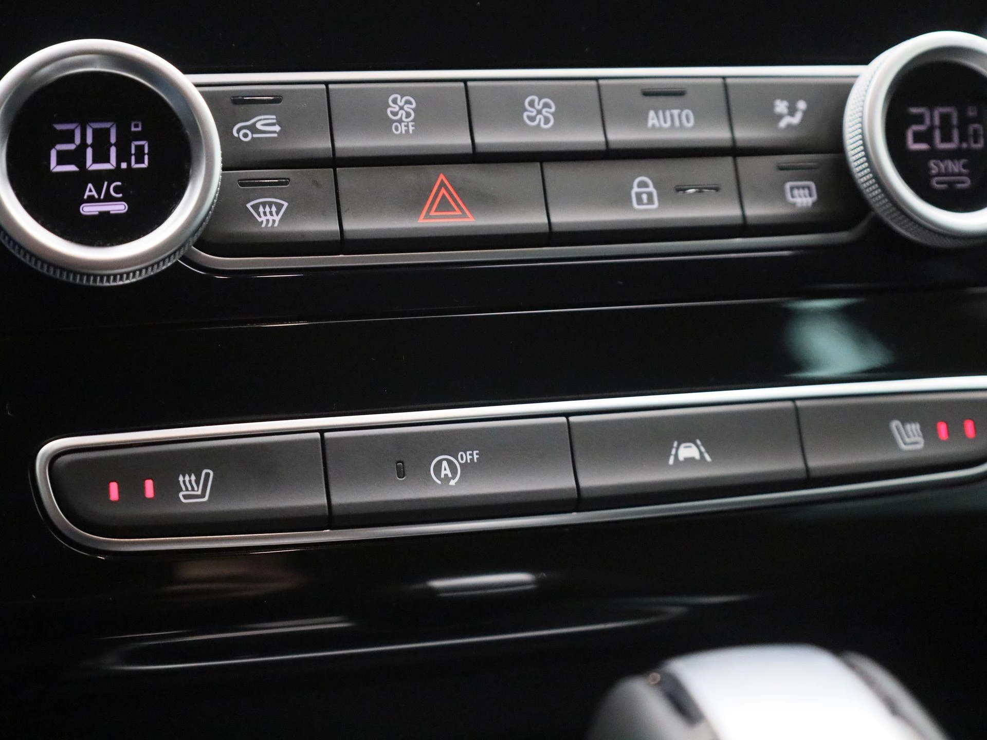 Renault-Mégane Estate-image-19